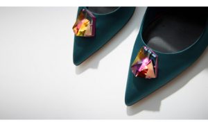 Los zapatos de Zara con una piedra Swarovski...¡te van a encantar