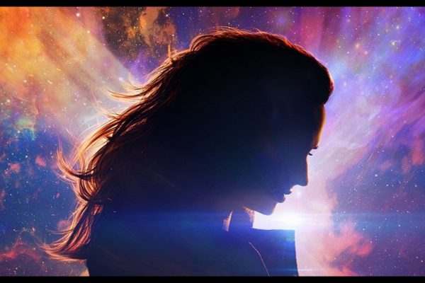 El tráiler nos muestra cómo el personaje de Jean Grey se transforma en uno de los seres más poderosos del universo
