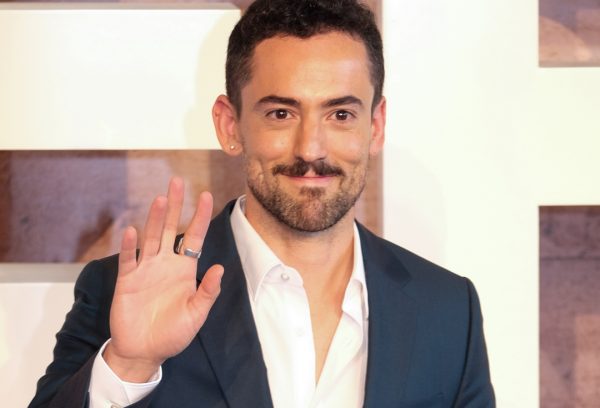 Luis Gerardo Méndez Netflix ‘Murder Mystery’