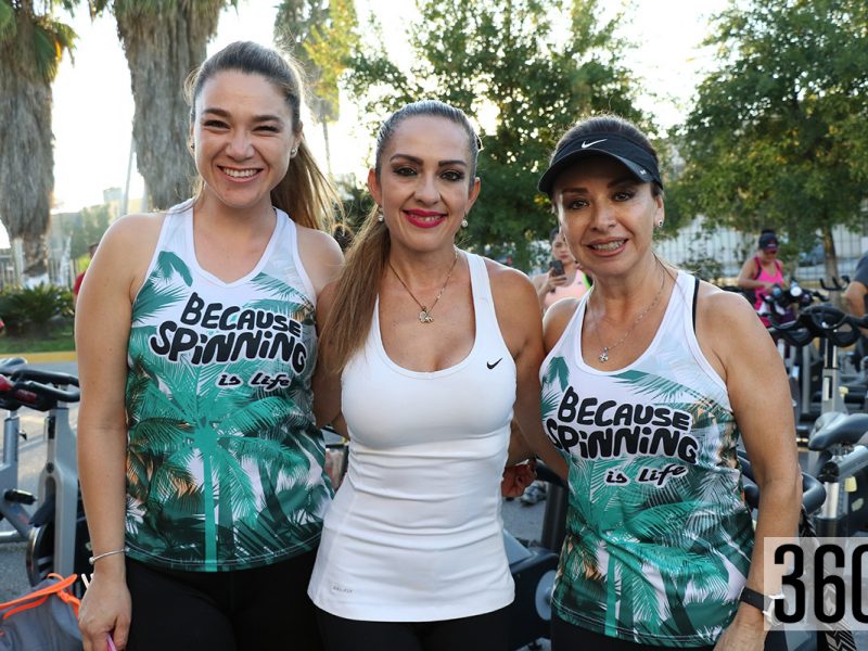 Adriadna Aguado, Luly Morales y Betty Valdés.