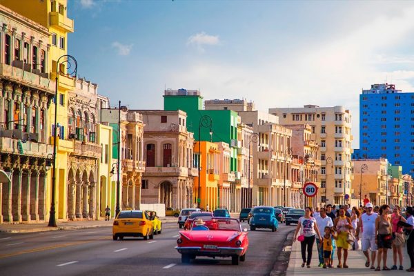 Cuba podría conectarse a la telefonía