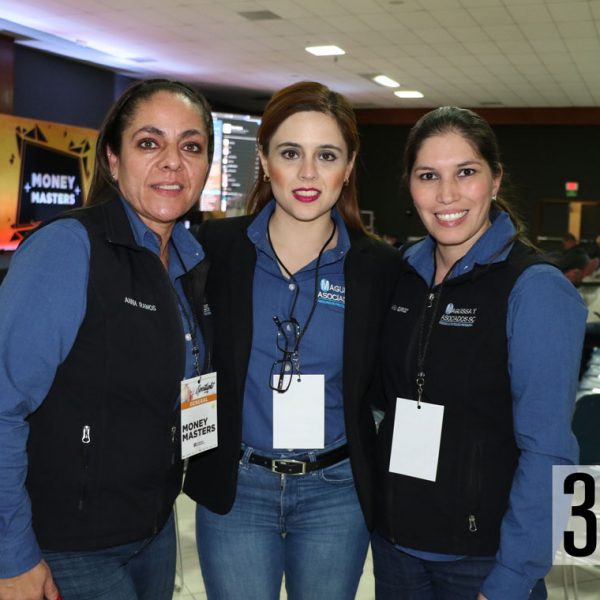 Ana Ramos, Maguie Amín y Daniela Quiroz.