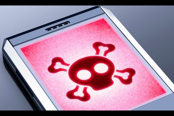 Los teléfonos celulares se han convertido en el nuevo blanco de los hackers, pues cuentan con mayor información personal que las computadoras.