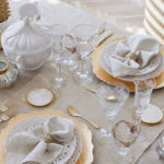 Adornar la mesa para la cena de Navidad es una oportunidad para explotar la creatividad y cuidar el ambiente.