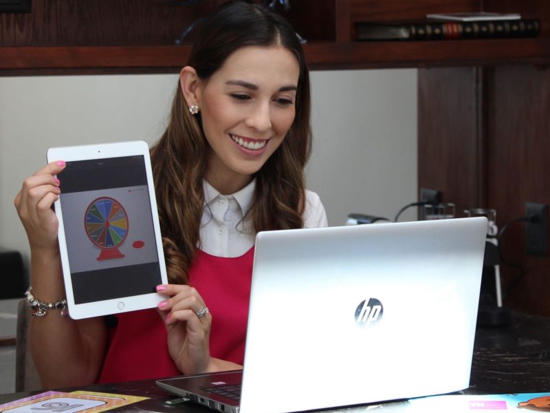 Especial día del maestro: Verónica Dorbecker Villarreal. Trabaja en Northhill, kínder 1 y tiene dos años de experiencia y uno de práctica.