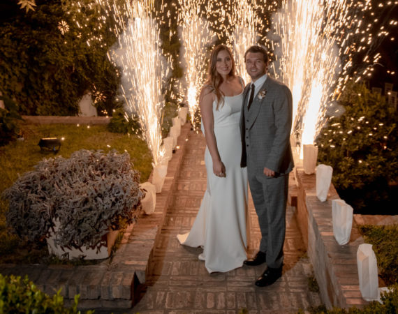 Los novios muy felices.
