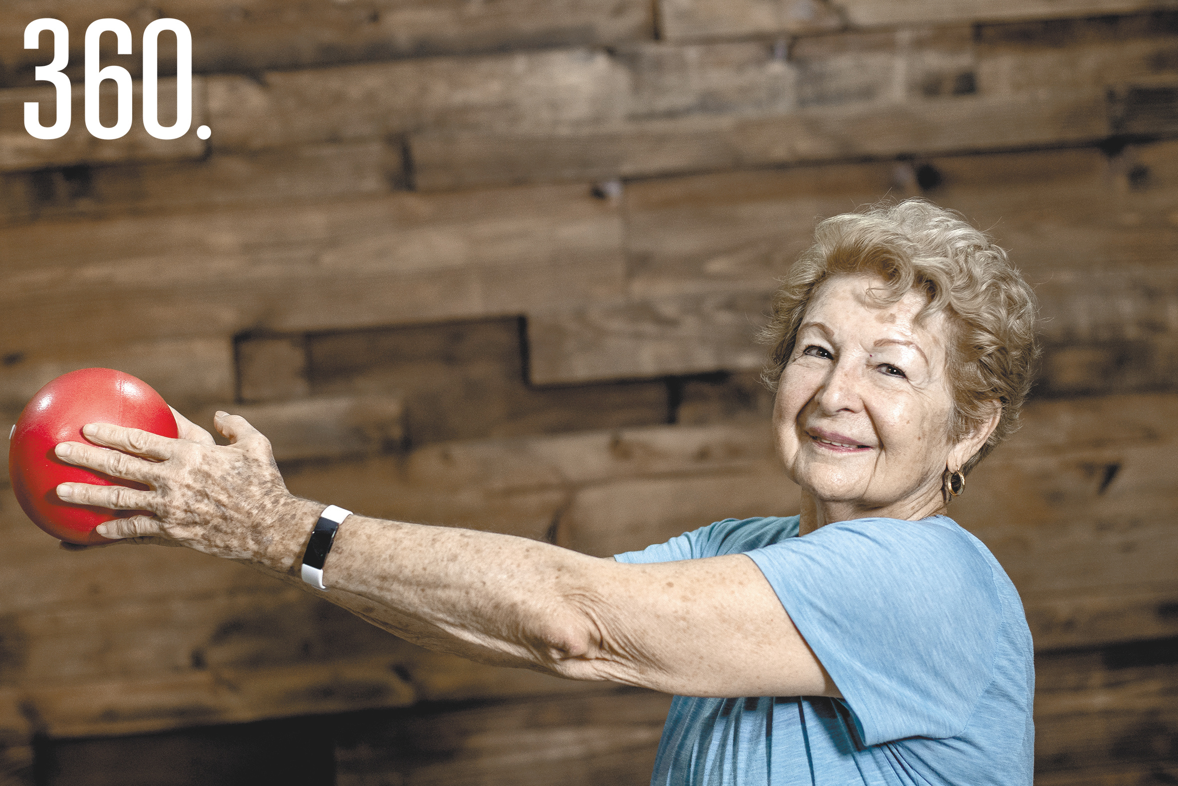 Alumnas de 60 y más fortalecen su sistema inmunológico y mantienen movilidad.