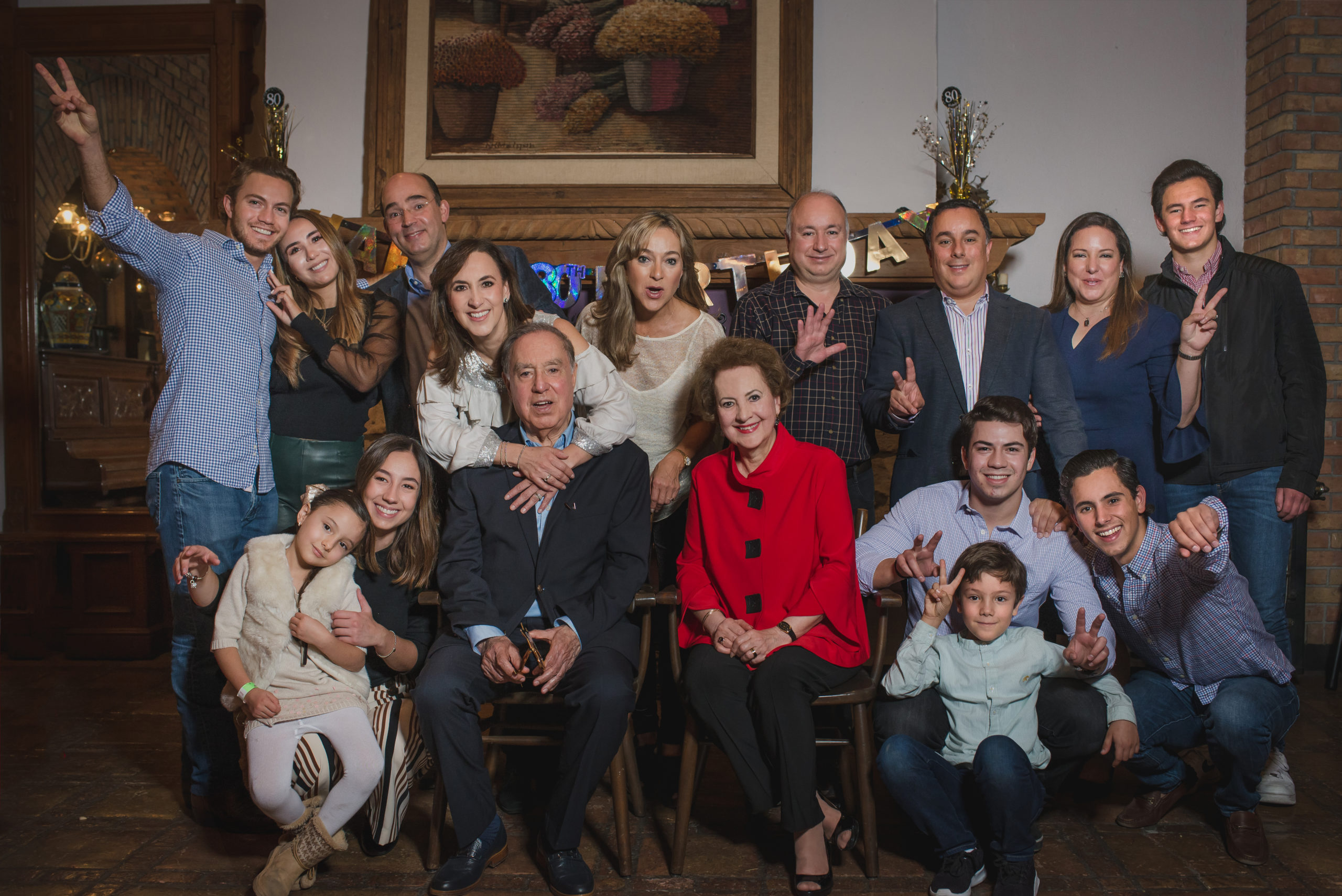 Mario Salinas, Estela Salinas, Luis Ayala, Miriam Aguirre de Ayala, Estela Aguirre, Pedro Aguirre, Guillermo Aguirre, Ximena Romo de Aguirre, Mauricio Ayala, Ximena Aguirre Romo, Miriam Ayala, Pedro Aguirre Castro, Estela García de Aguirre, David Salinas, Guillermo Aguirre Romo y Alex Ayala.