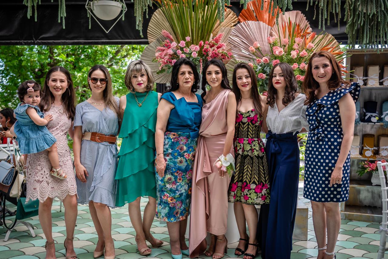 Elenita Rodríguez, Martha Coss, Lucía Rodríguez, Laura Patricia García, María Elena Vázquez, Paola Rodríguez, Andrea Rodríguez, Eliza Rodríguez y Cynthia Valdés.