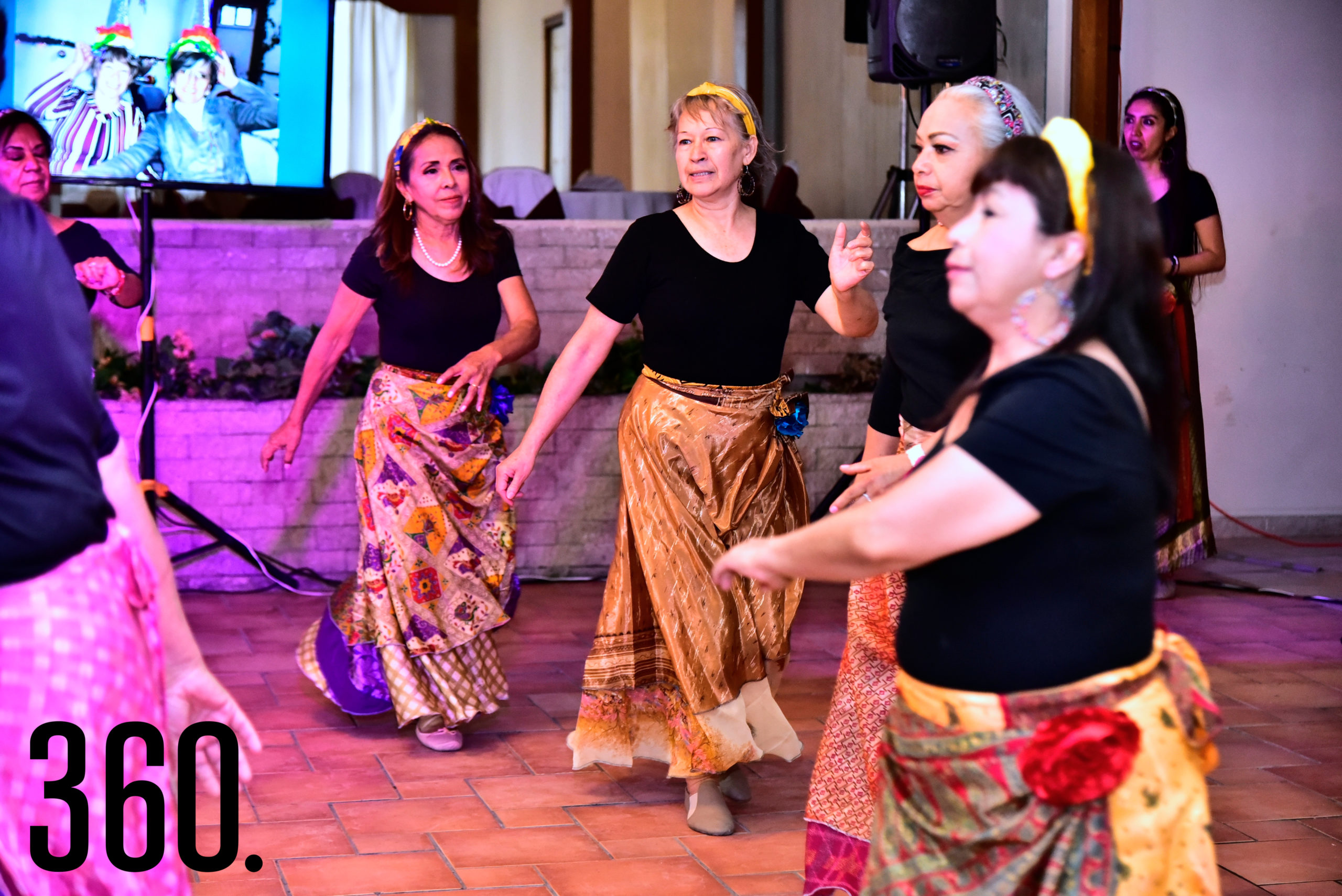 La festejada celebró con una danza Israelí.