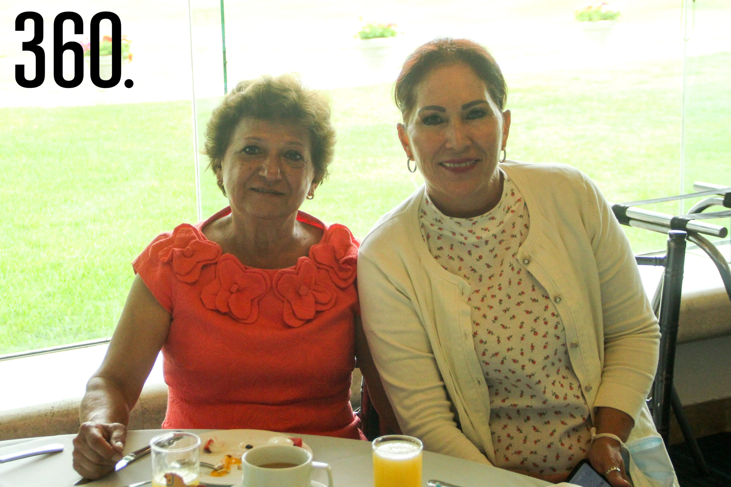 Diana Urtega y Vicky Patiño.