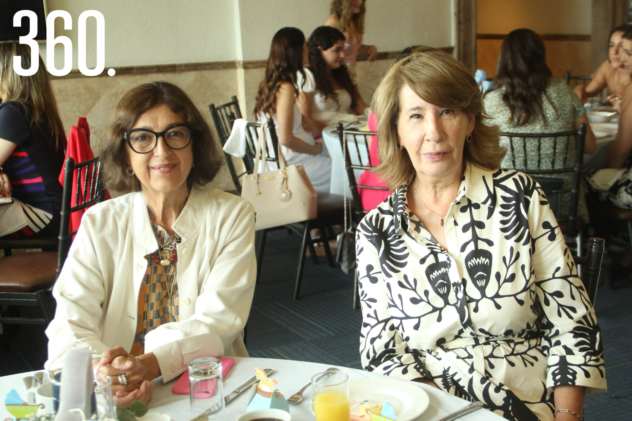 Gaby Torres y Olivina Delgado.