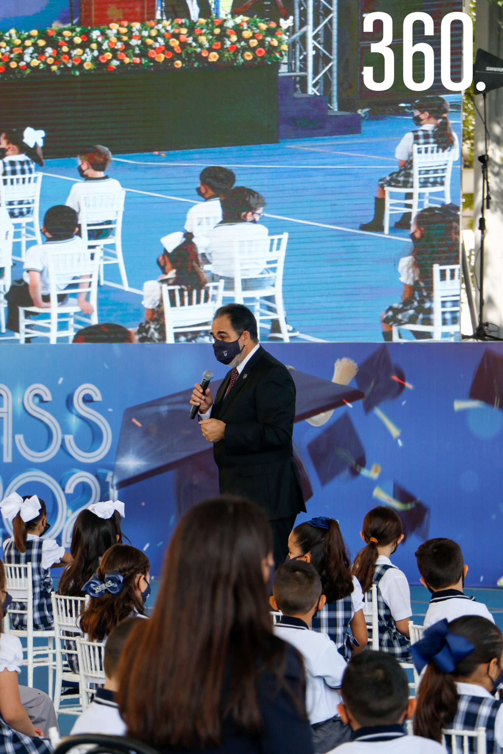 Jorge Alanís, director del Colegio Americano.