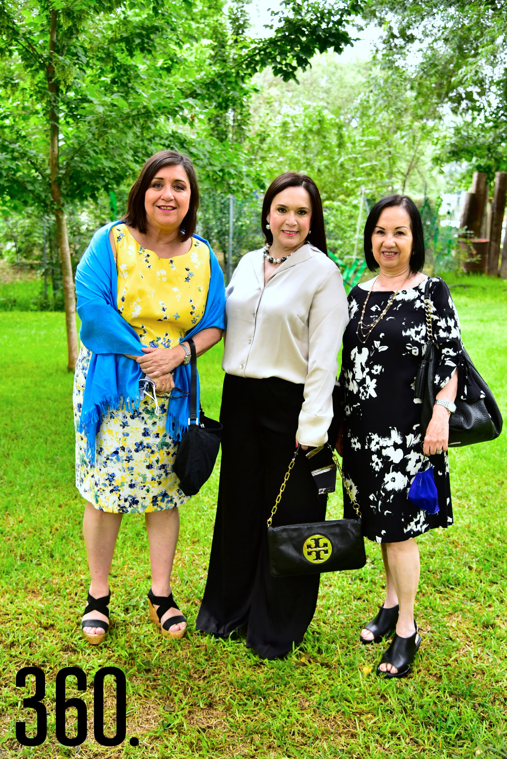 Toñeta Villarreal, Magda Dávila y Lourdes Villalón.