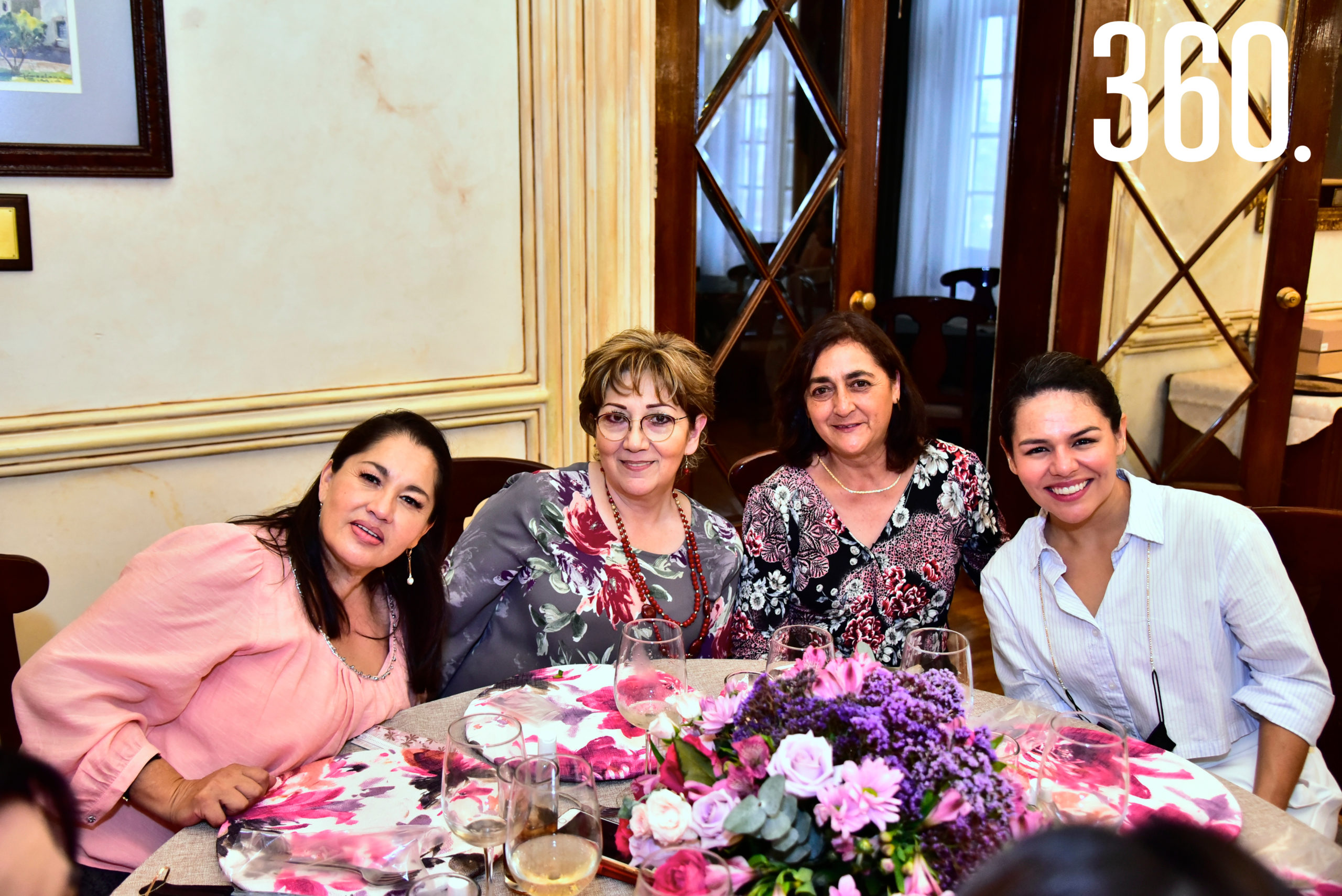 Diana Hernández, Lorena Garza, Patricia Durón y Perla Cabral.