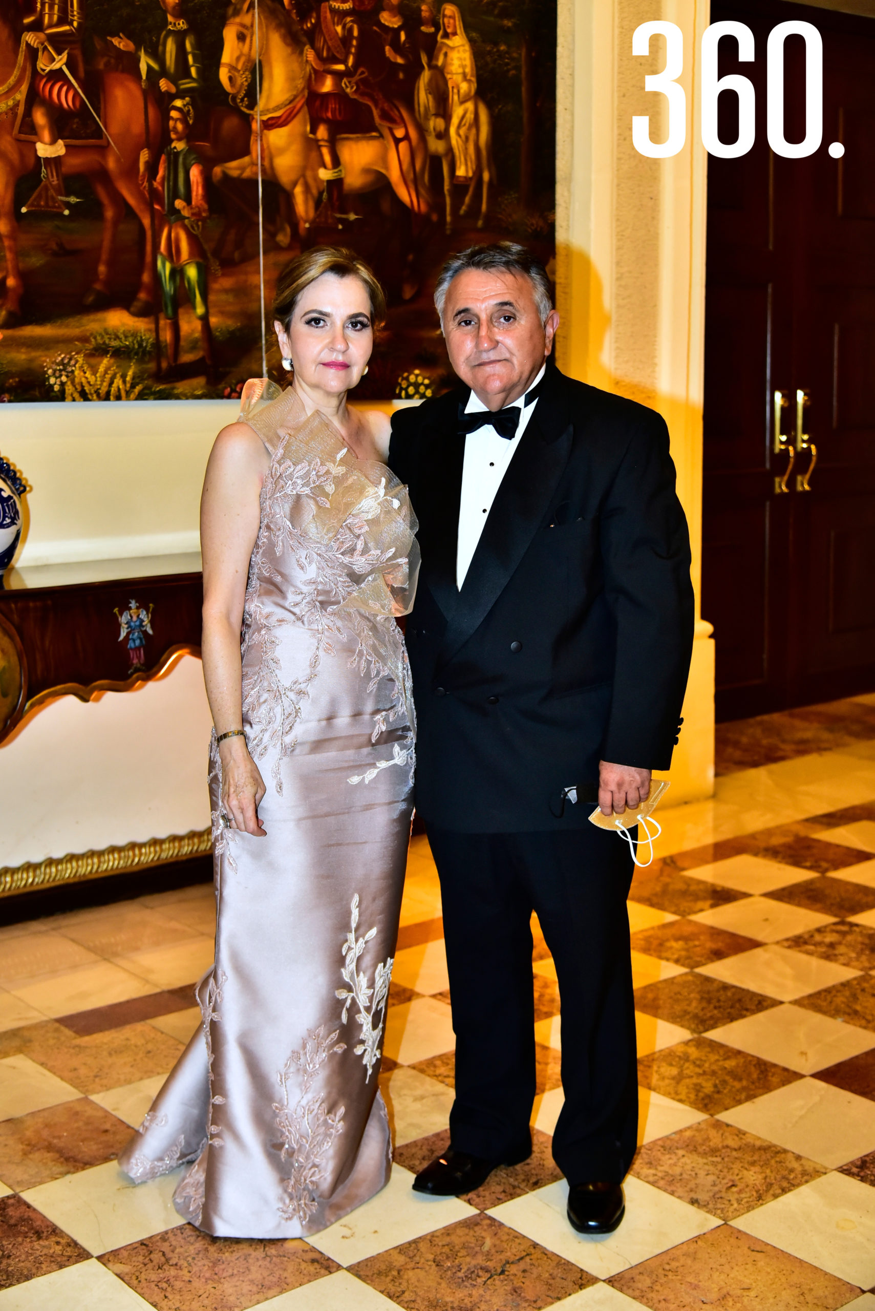 Claudia Aguirre y Víctor Valdés.