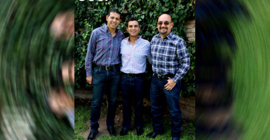 Octavio Pimentel y Reynaldo Rodríguez organizaron la despedida de soltero para su Mauricio Oyervides Guerrero.