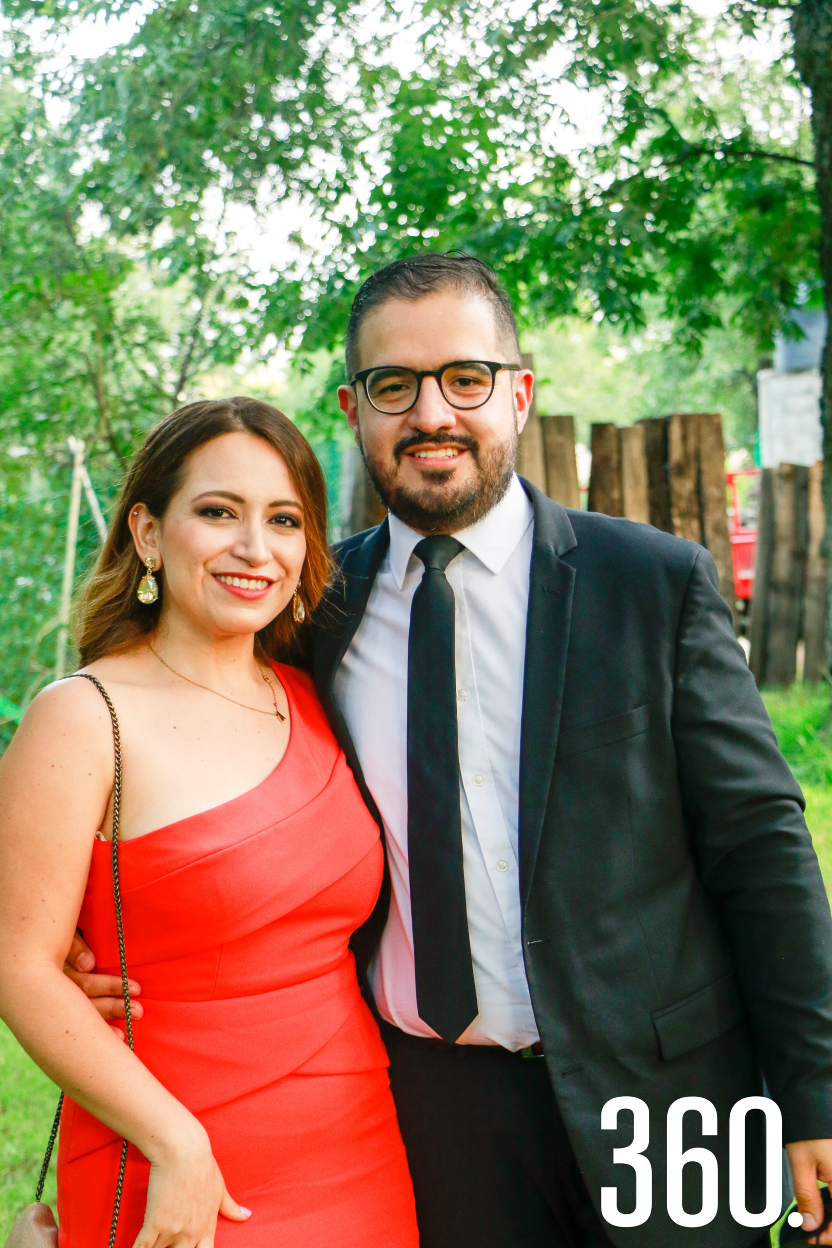 Adha Flores y Jaime Dávila.