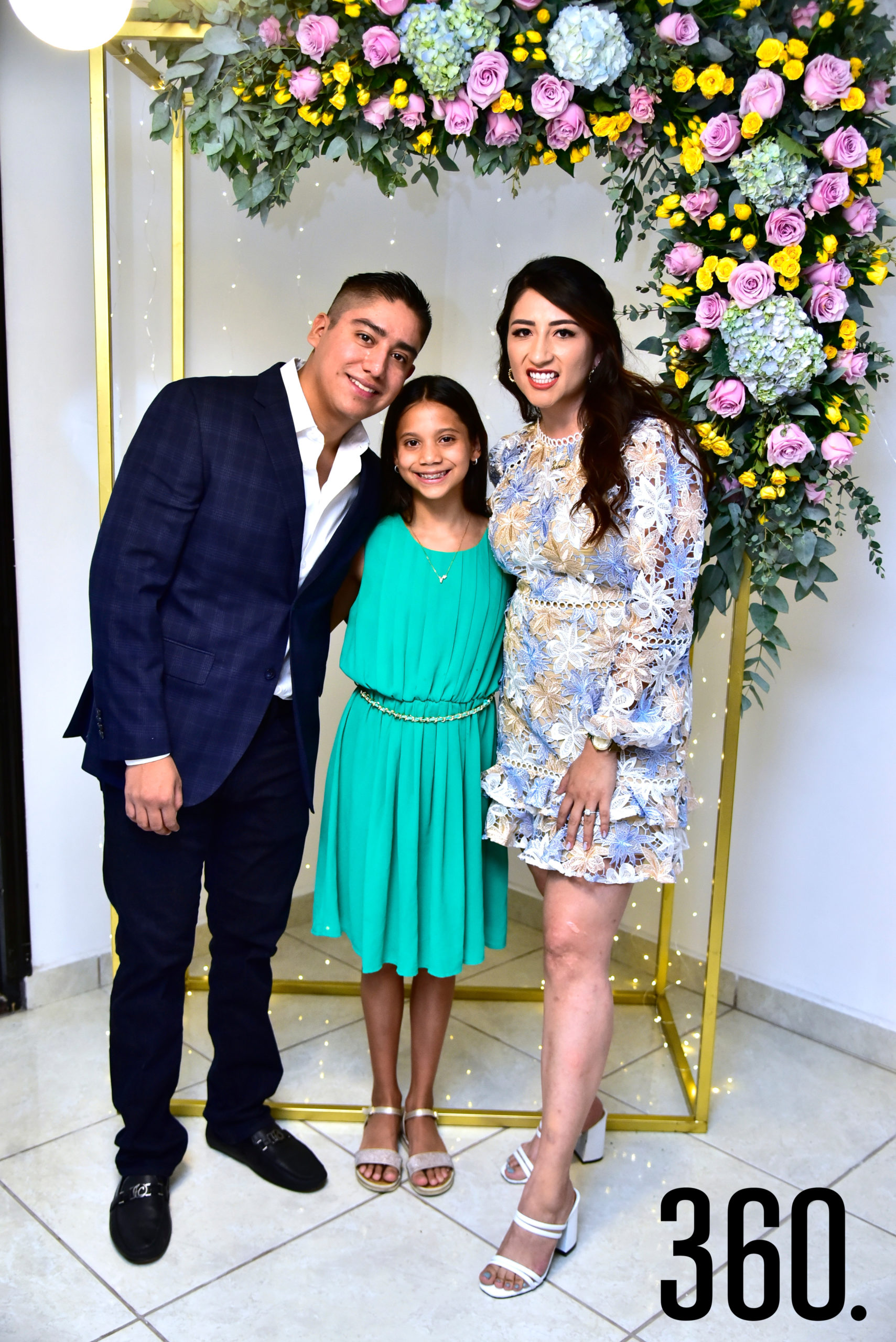 Jonathan Jiménez, Valentina Jiménez y Janeth Espinosa.