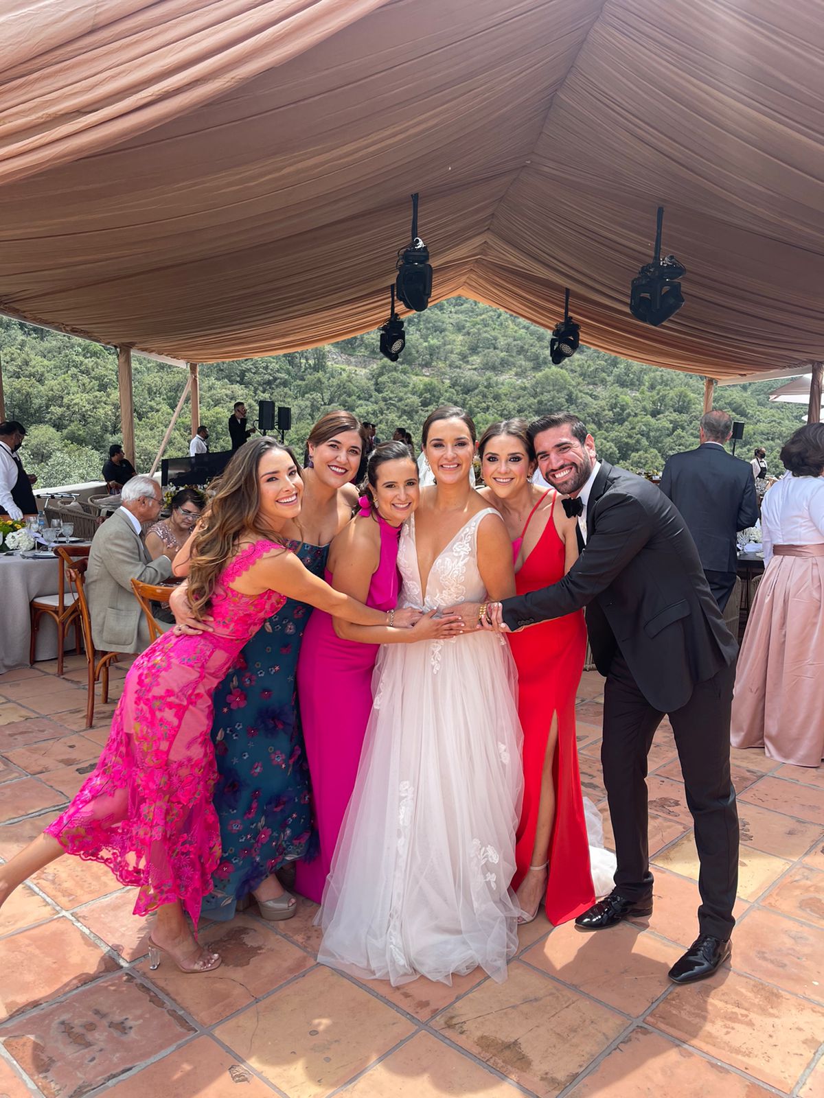 Patricia Alvarado, Eloisa Boardman, Martha Dainitín, Ana Lucía Paz, Ana Tere López y Bernardo González.