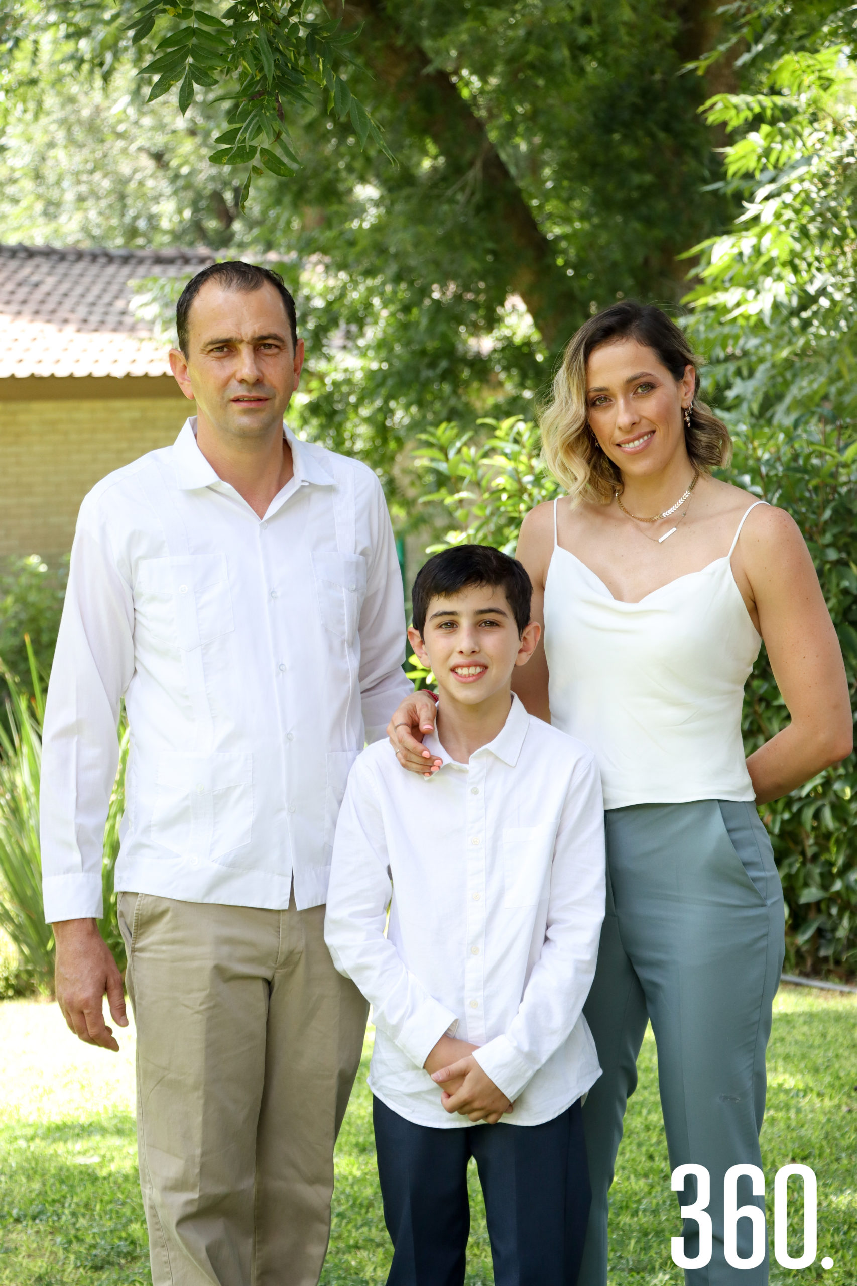 Pablo con sus padres, José Armando Recio y Elisa María Bayardo.