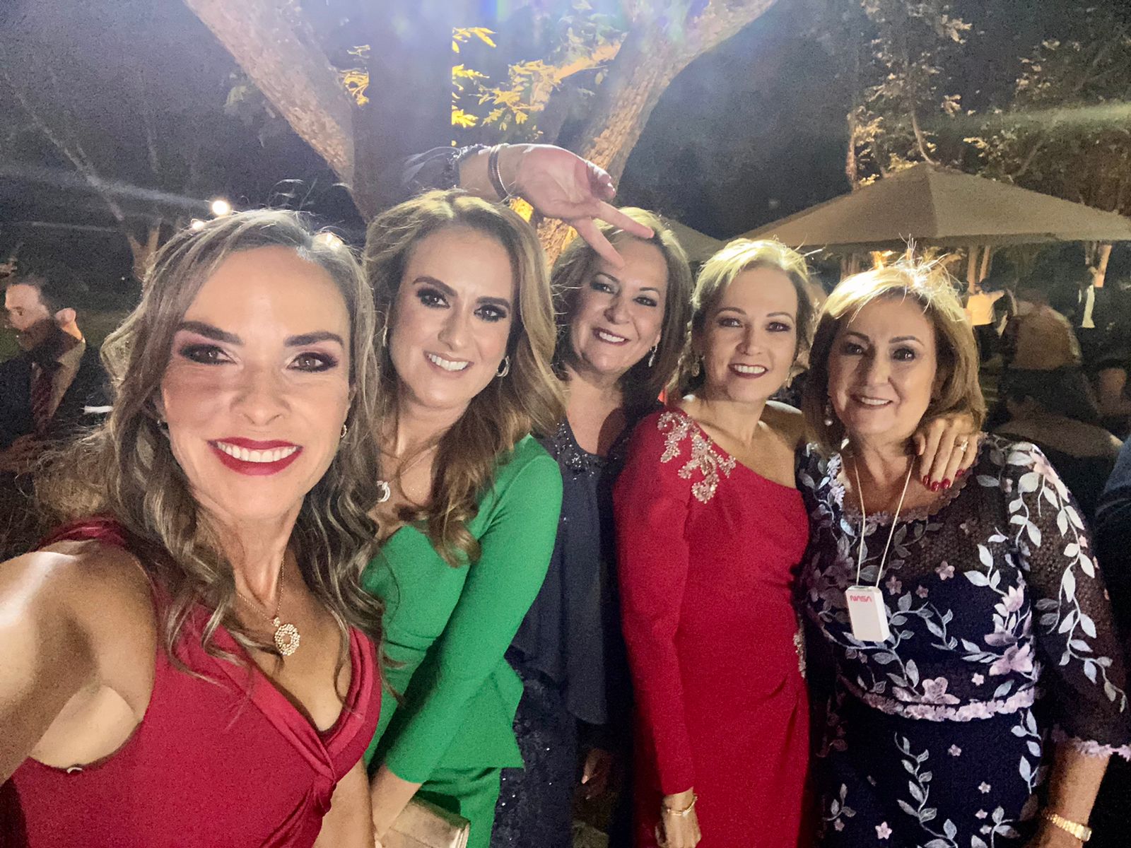 Melissa Moeller, Dolores Cárdenas, Cecilia López, Gabriela Cárdenas y María Eugenia López.