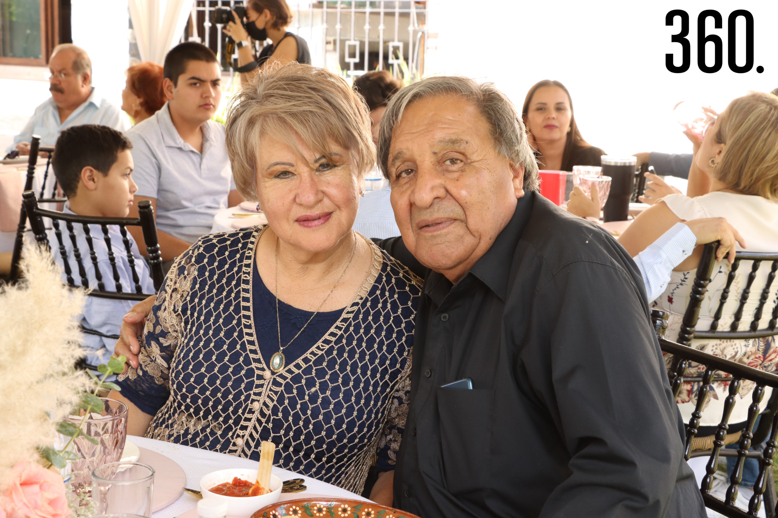 Ernestina Ramírez y José Ernesto Hernández, abuelitos de Alessa.