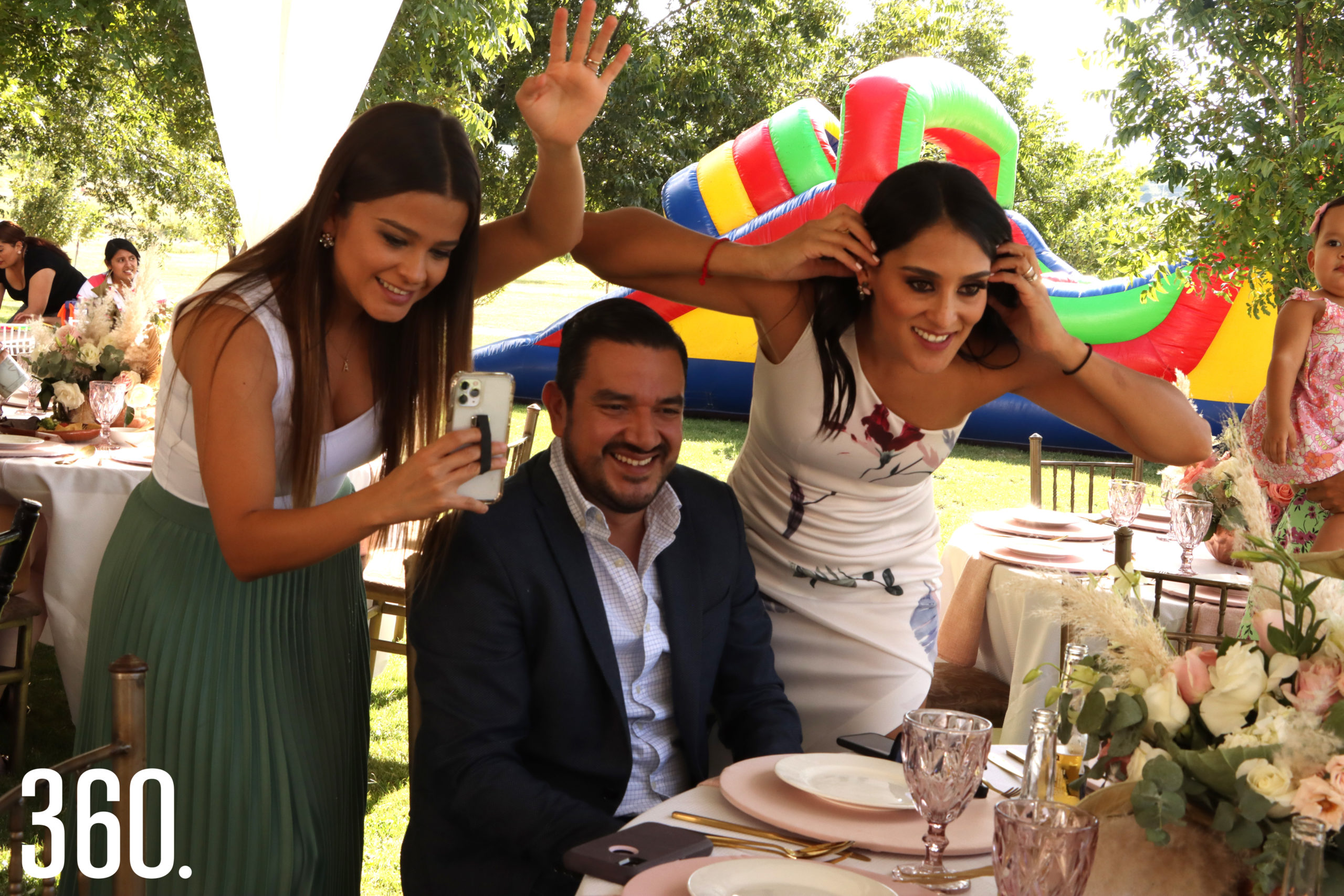 Alejandra Mancha, Fernando Cárdenas y Cindy Hernández