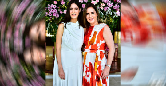 Ana Leticia Chávez Gómez con su mamá Alma Leticia Gómez.