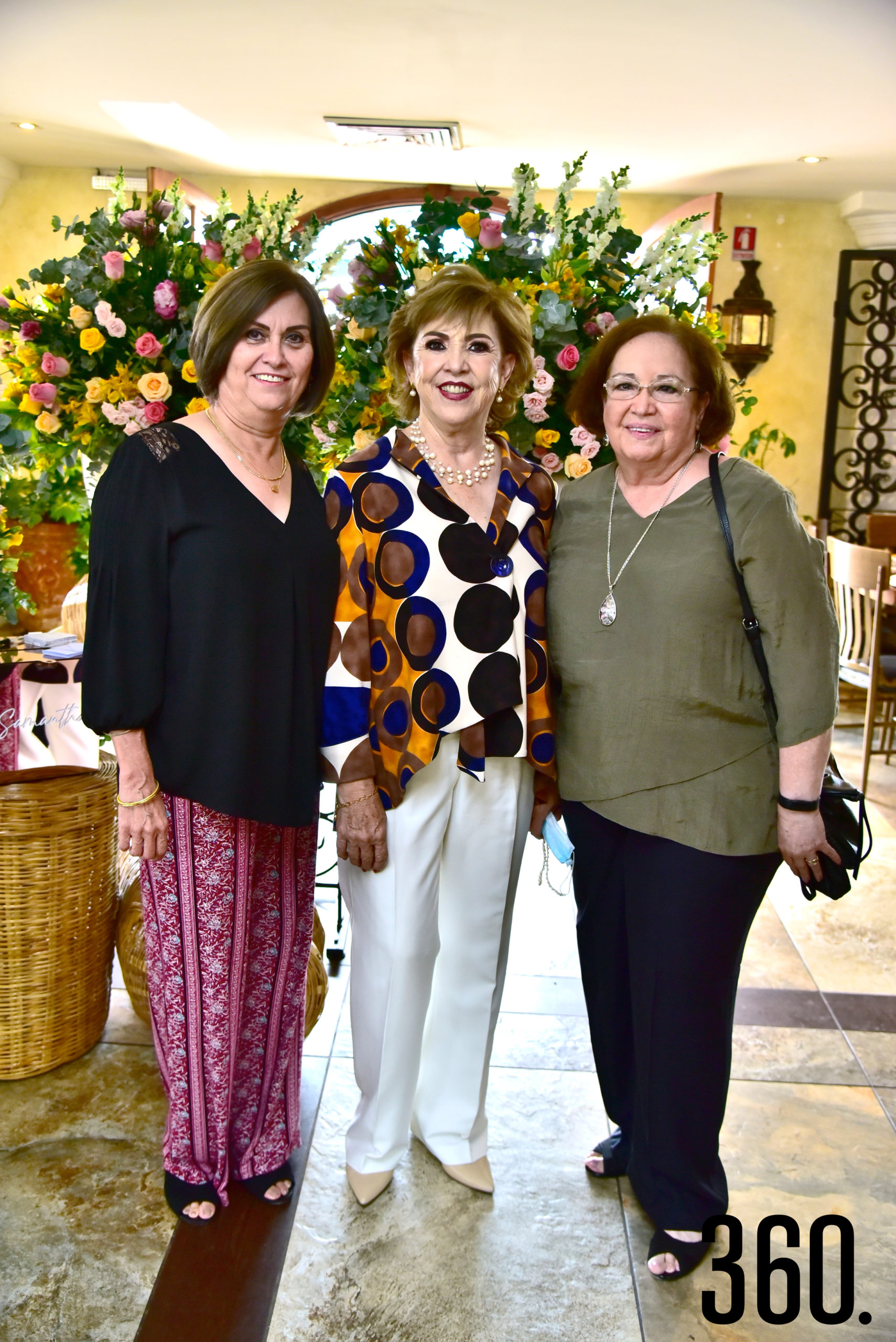 Leonora De Los Santos, Leticia Pérez y Graciela Valdés.