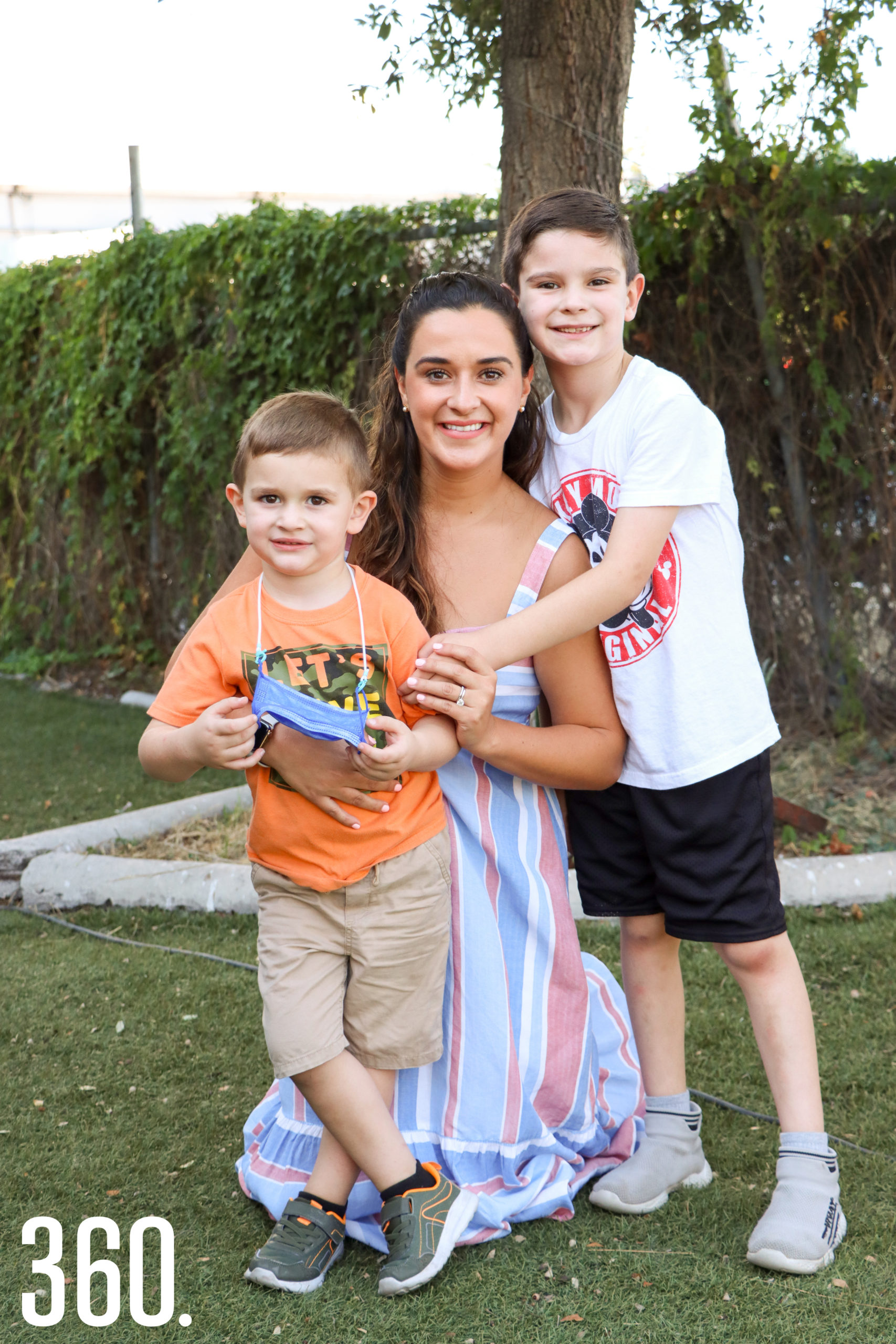 Daniel García, Ana Lucía Paz y Mario García.