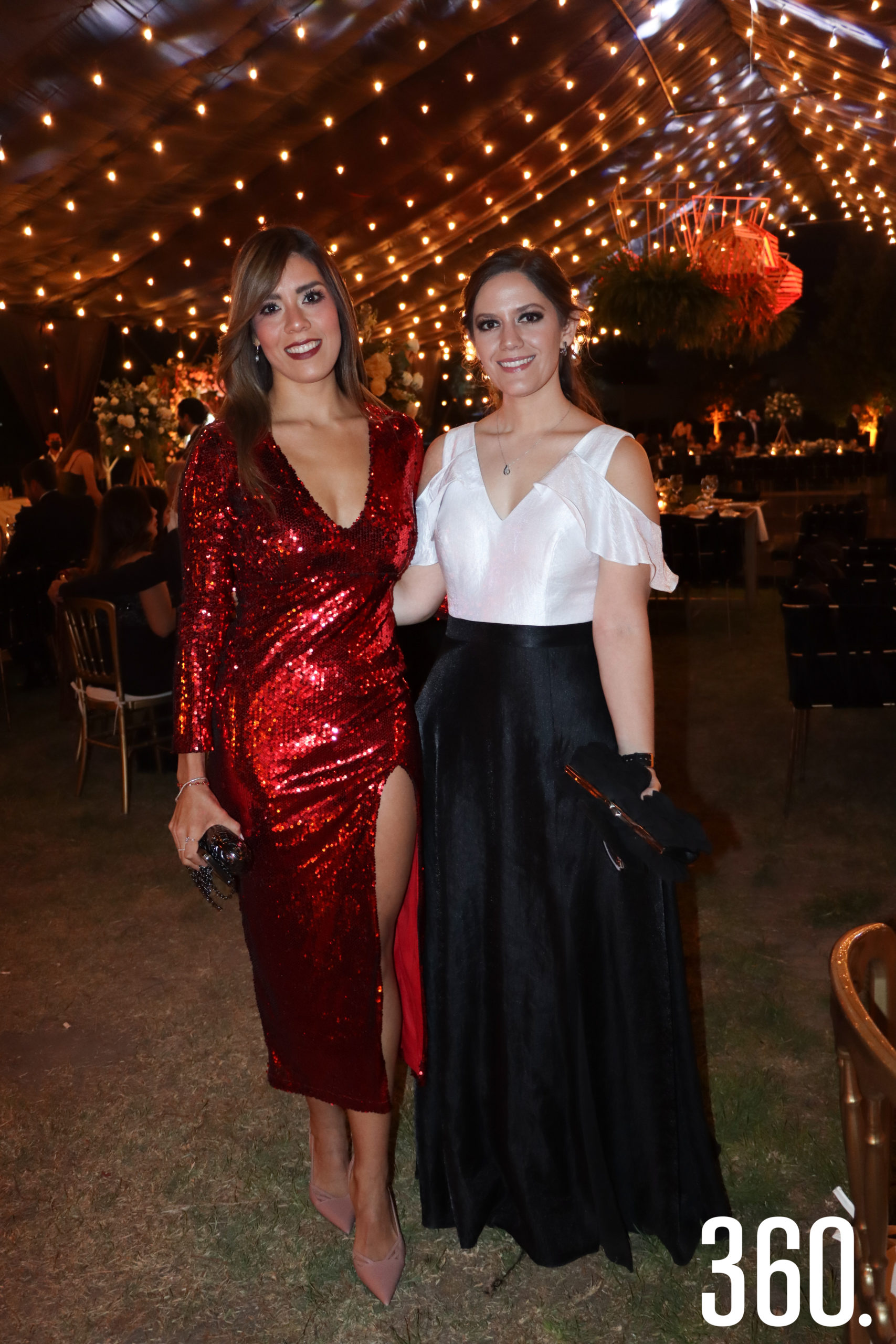 Adriana Gutiérrez y Karla Iglesias.