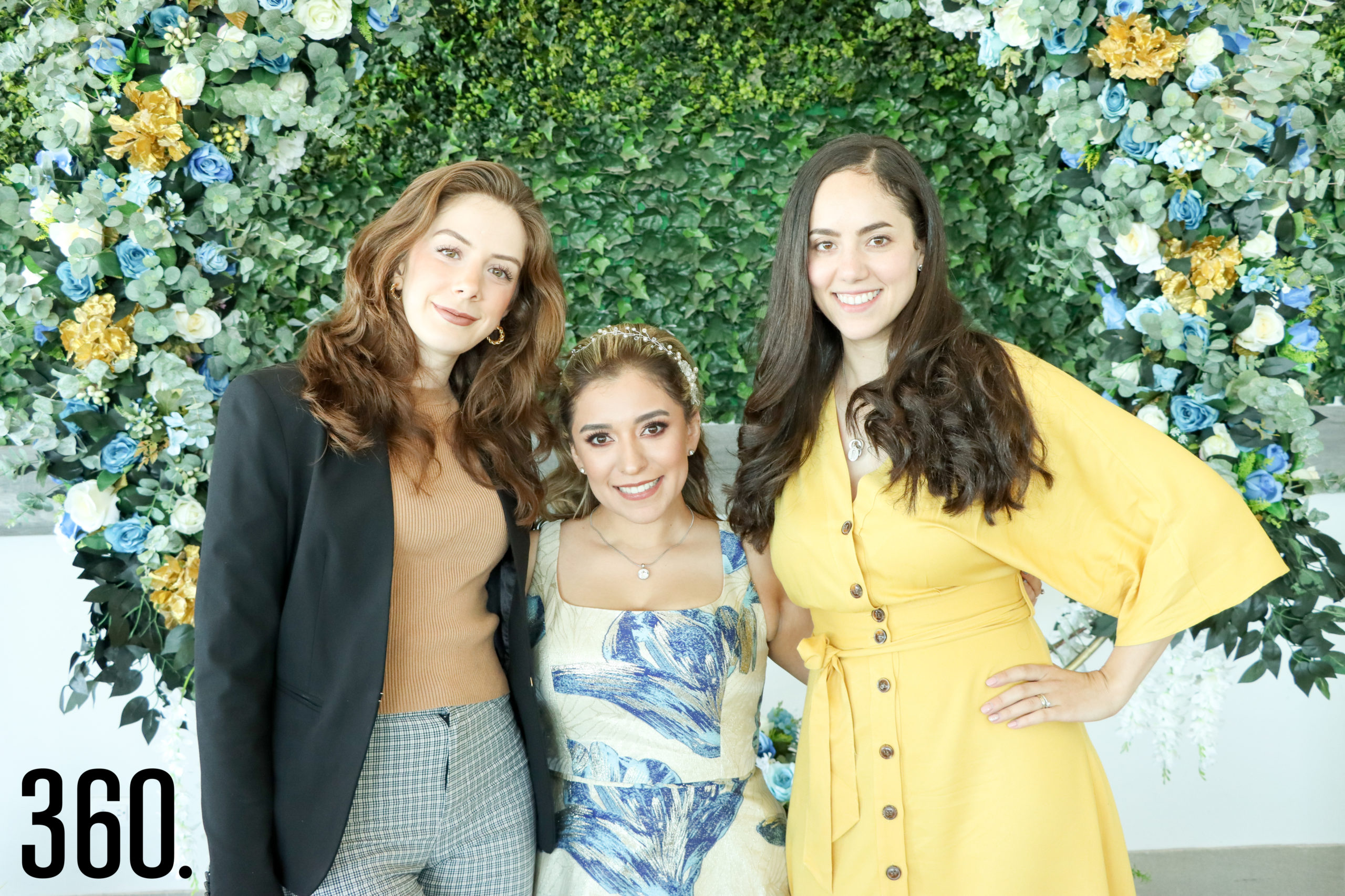 Aline con Sofía Medrano y Kiara Aguirre.