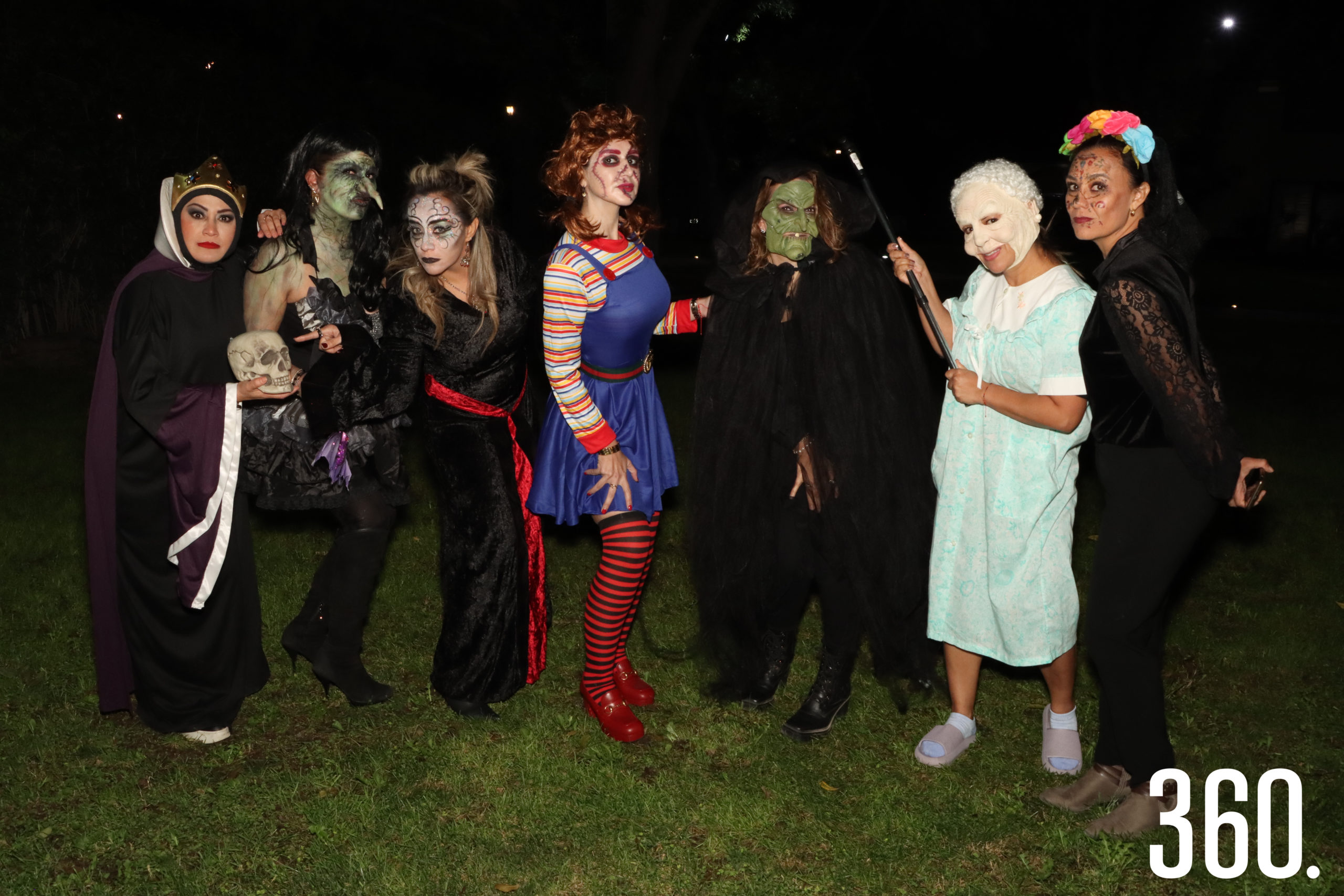 Cecilia de Aguillón, Yadira Gómez, Marisol González, Anna Elisa Lozano, Amadelia de los Santos, Diana Cervantes y Miriam Melo disfrutaron la “Halloween Nigth”.