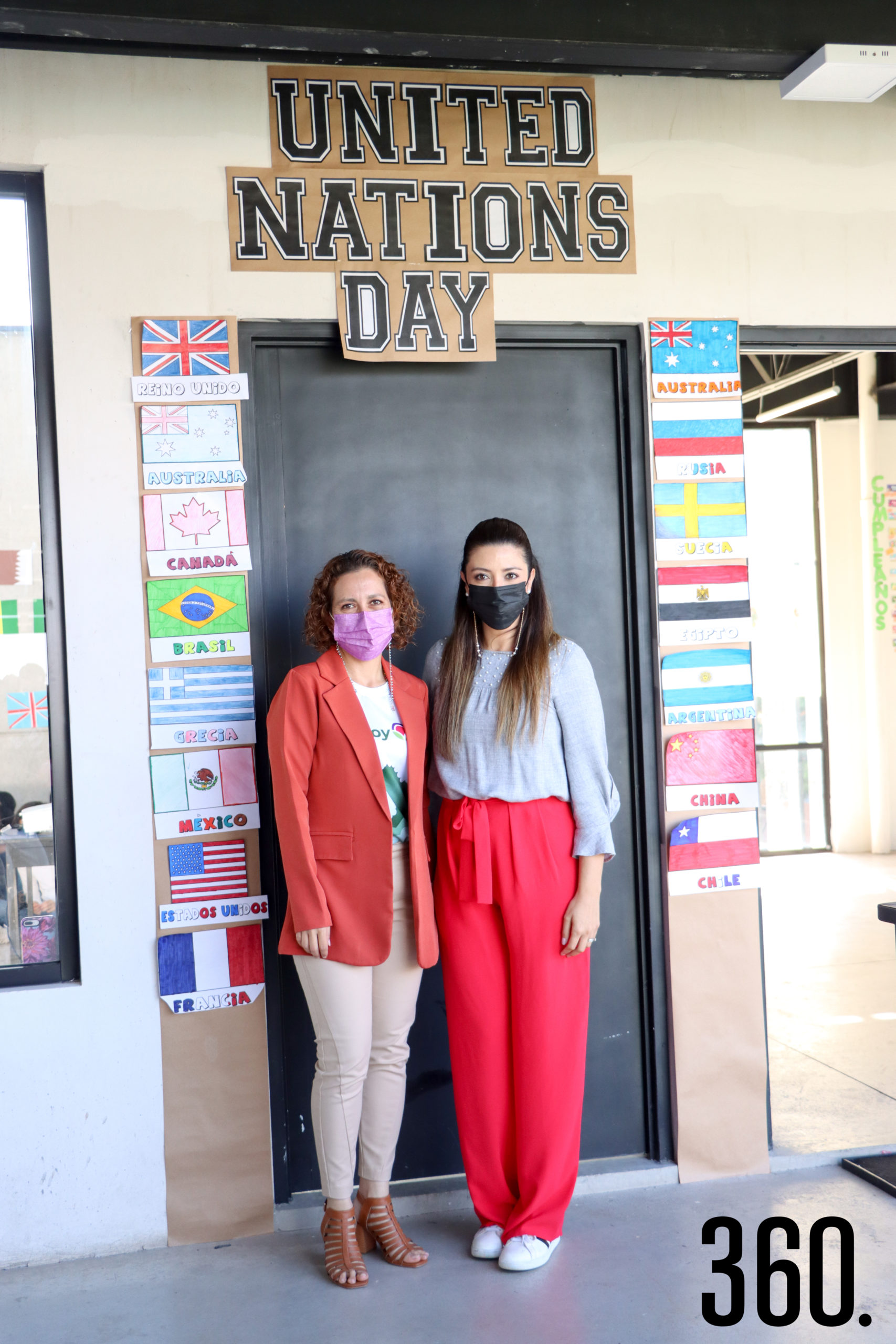 Georgina Cervantes, Coordinadora de Secundaria, y Virginia Berlanga, Directora General.