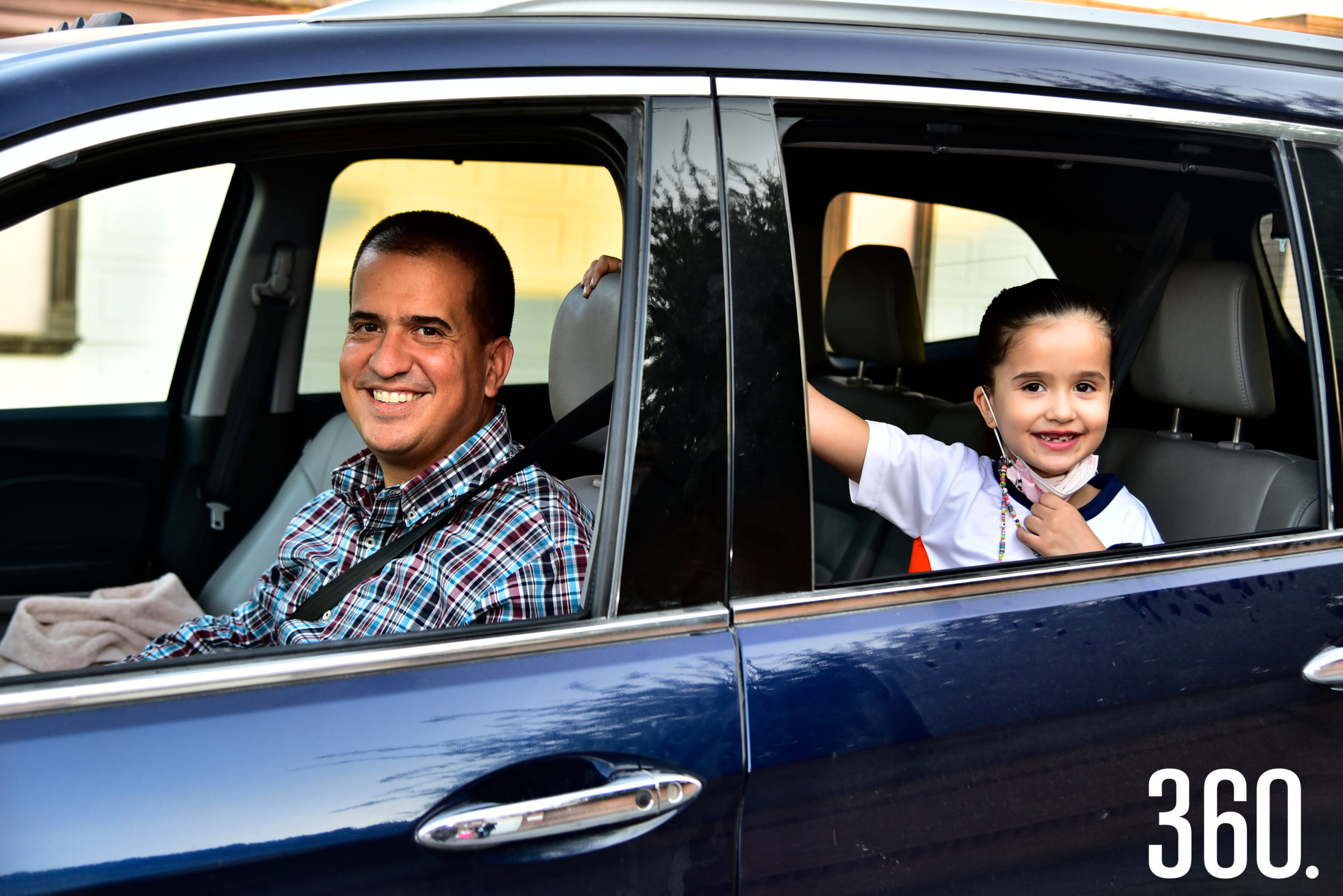 Alejandro Gómez y María Gómez.