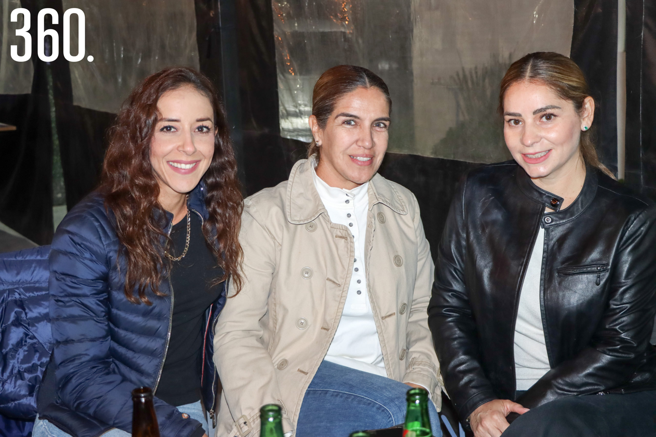 Erika Sylveira, Mónica Agüero y Pilar Flores.