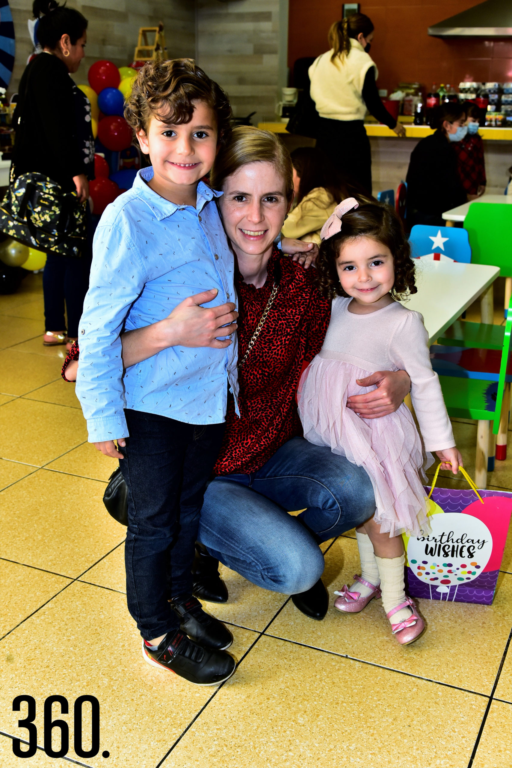 Raúl Viesca, Graciela Garza y Graciela Viesca.