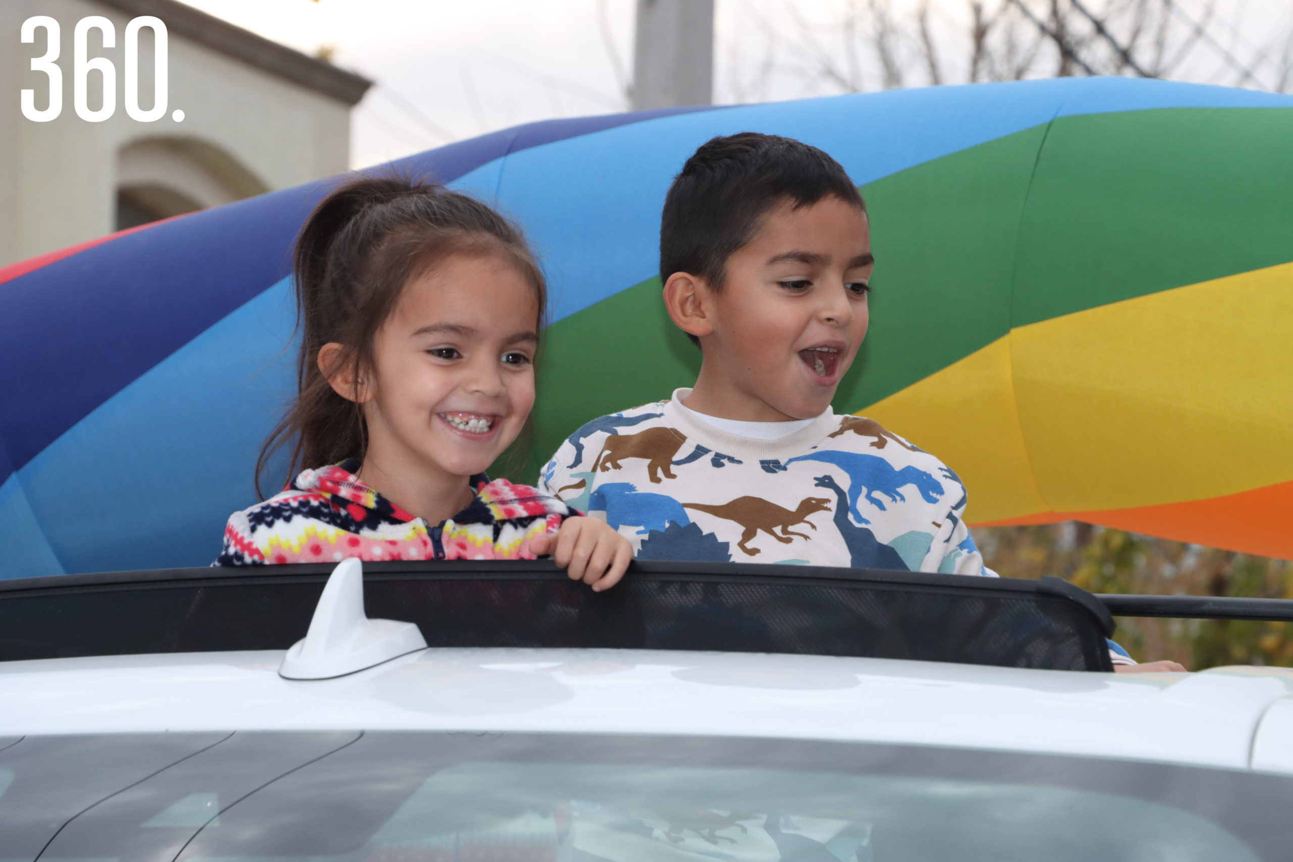 Emma y Erick Hernández.