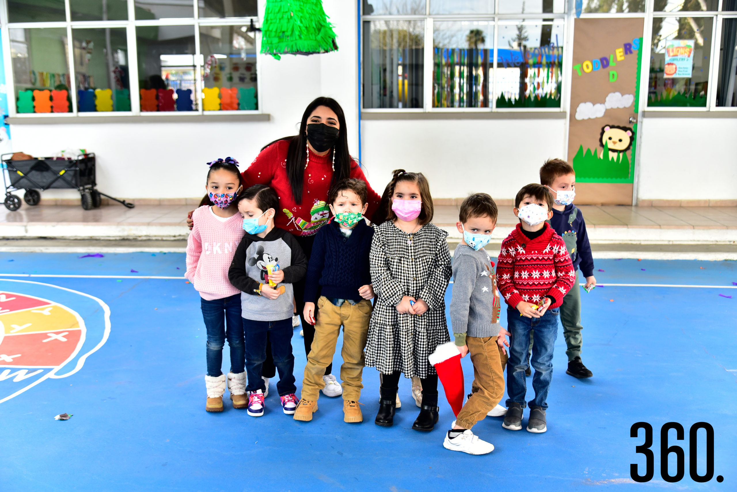 Niños asistentes a la posada del Colam.