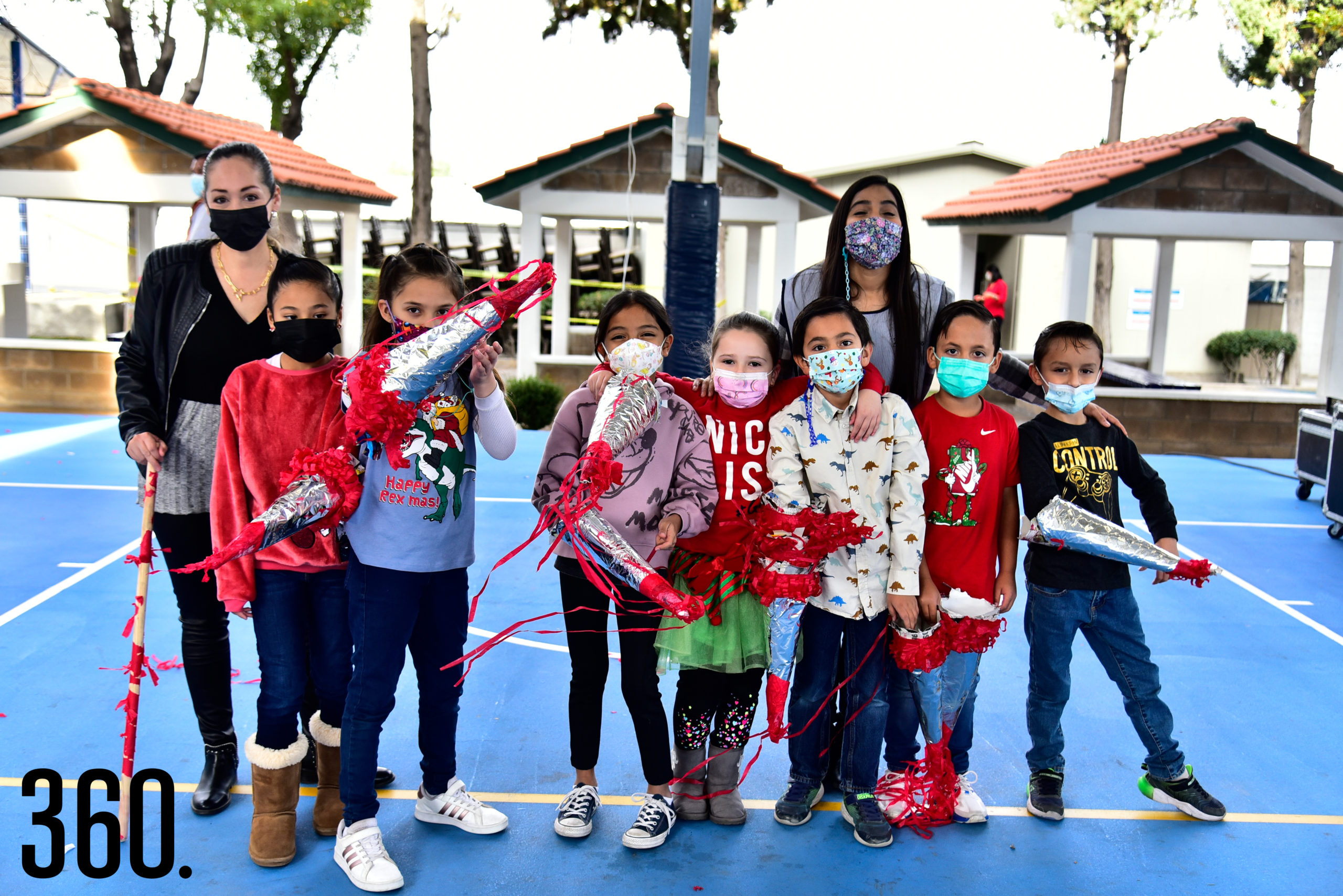 Niños asistentes a la posada del Colam.