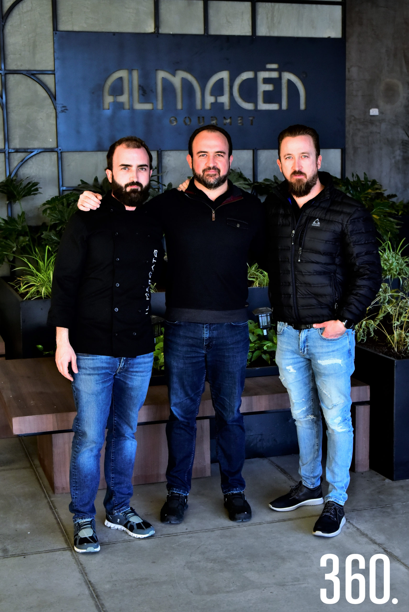 Los hermanos Pedro, Blas y Fabio Gentiloni Arizpe en Almacén Gourmet.