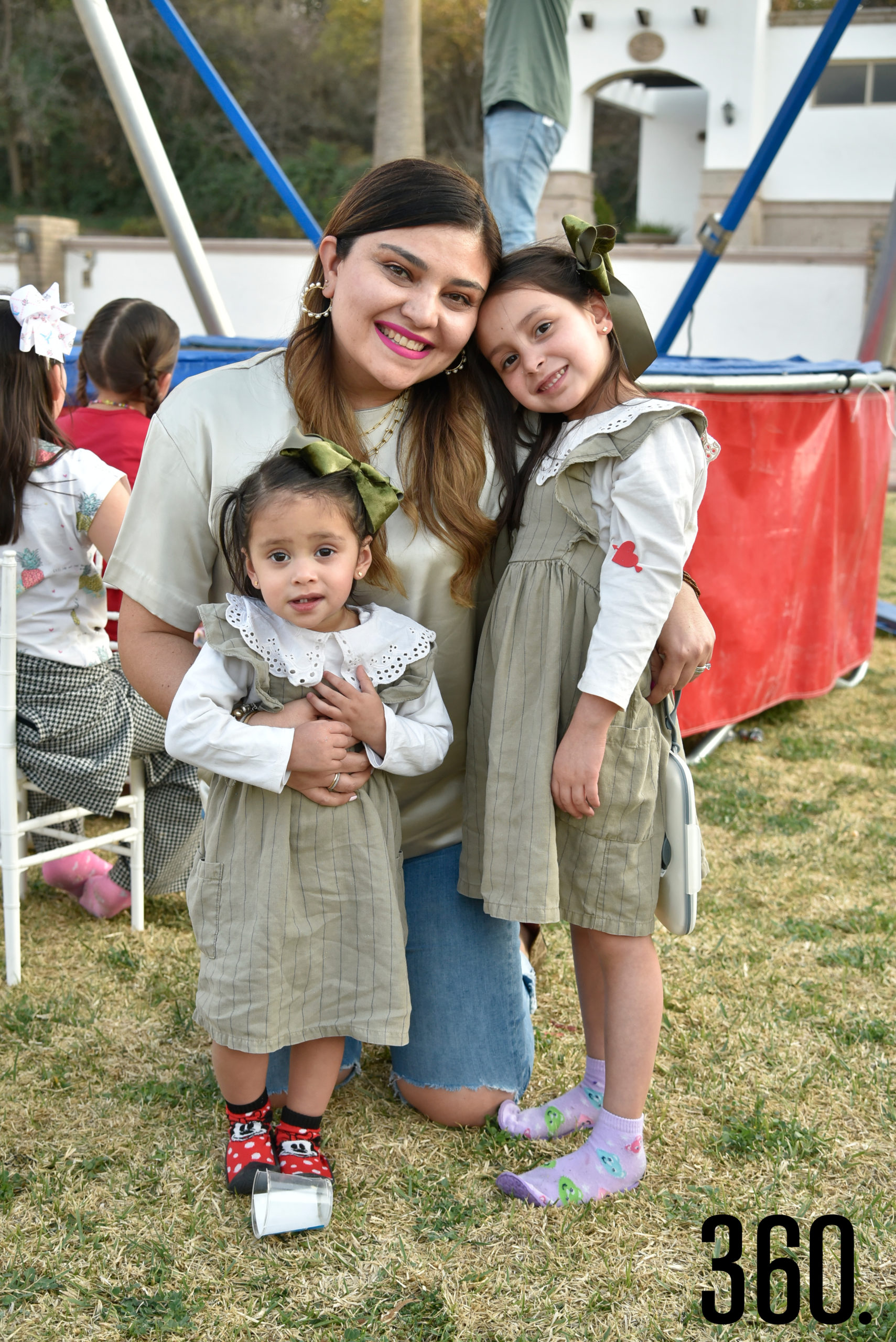 Angelica Galán, Catalina Torres y Eugenia Torres.