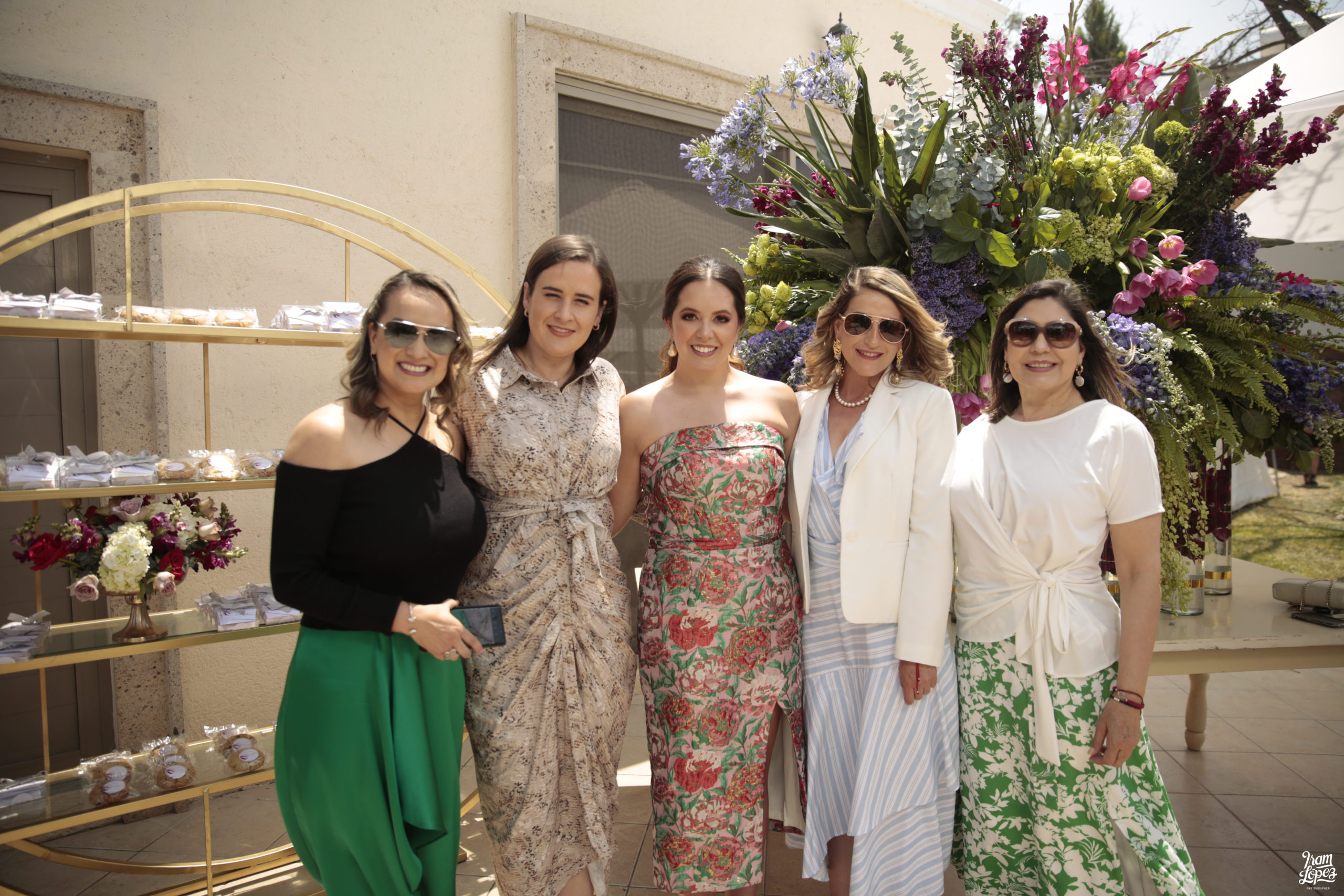 Claudia Leza, Beatriz Fraustro, la festejada, Lydia González y Mayela Hernandez.