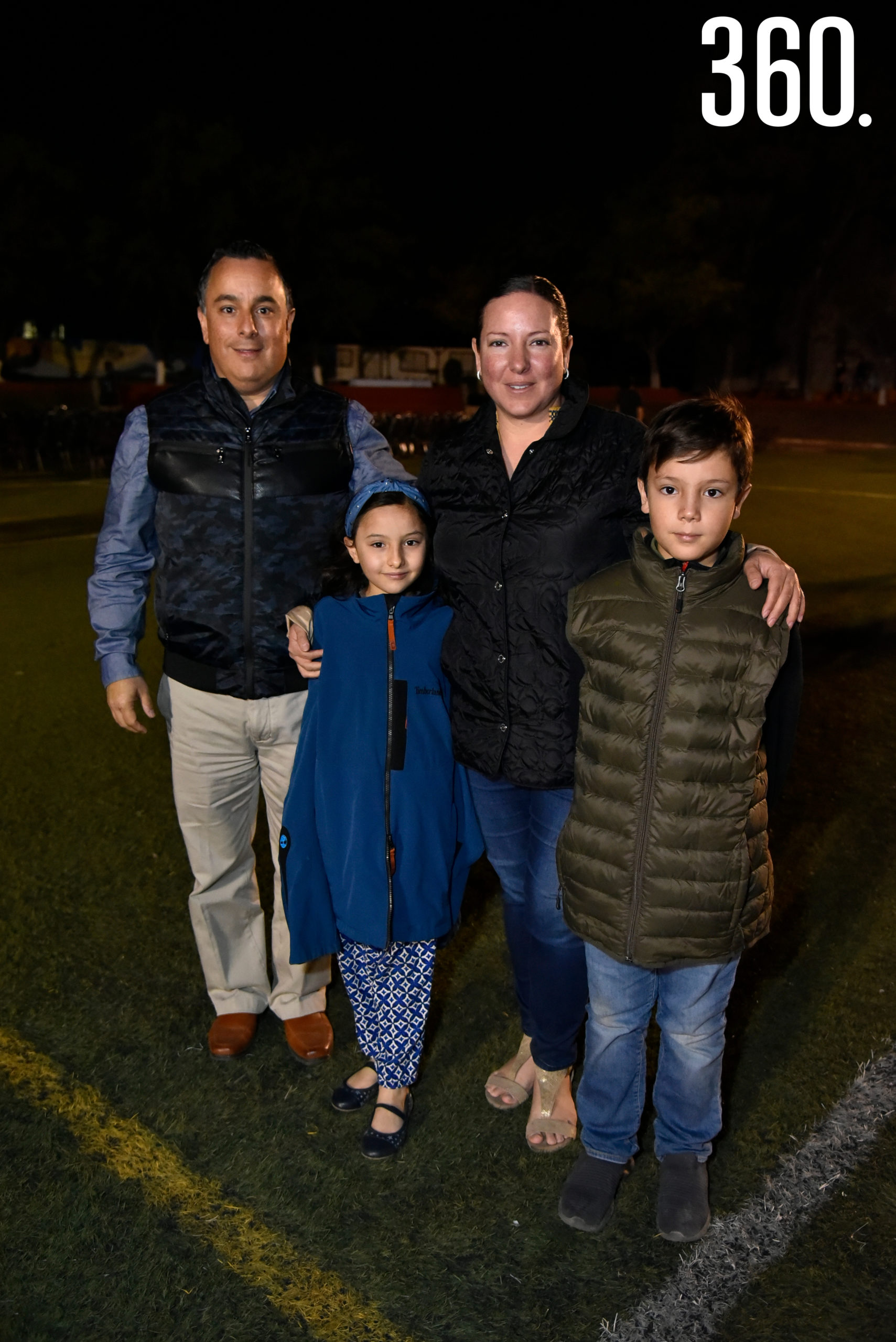 Guillermo Aguirre, Ximena Romo, Ximena Aguirre y Guillermo Aguirre.