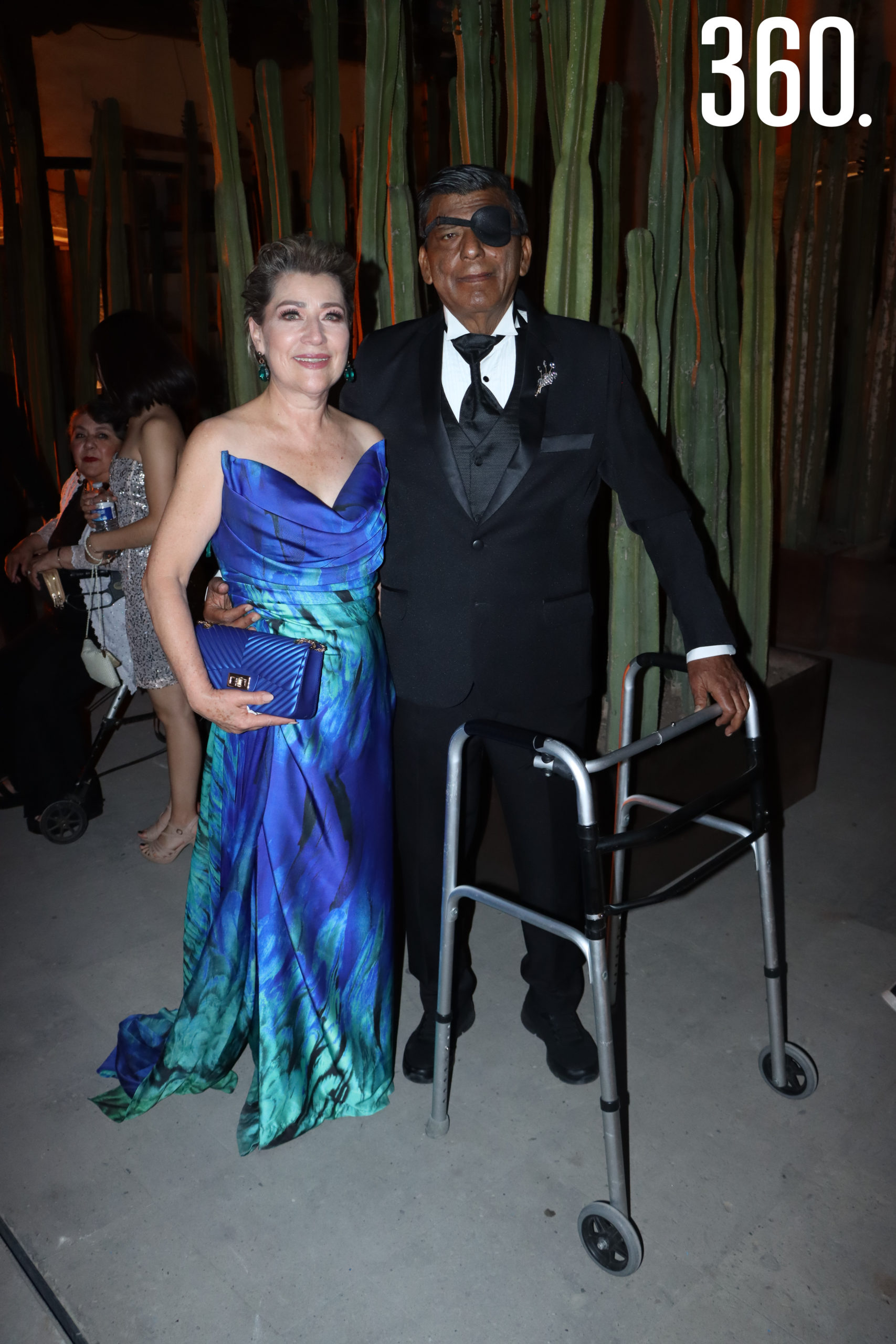 Patricia Tamez y Jesús Javier Mendoza, padres del novio.