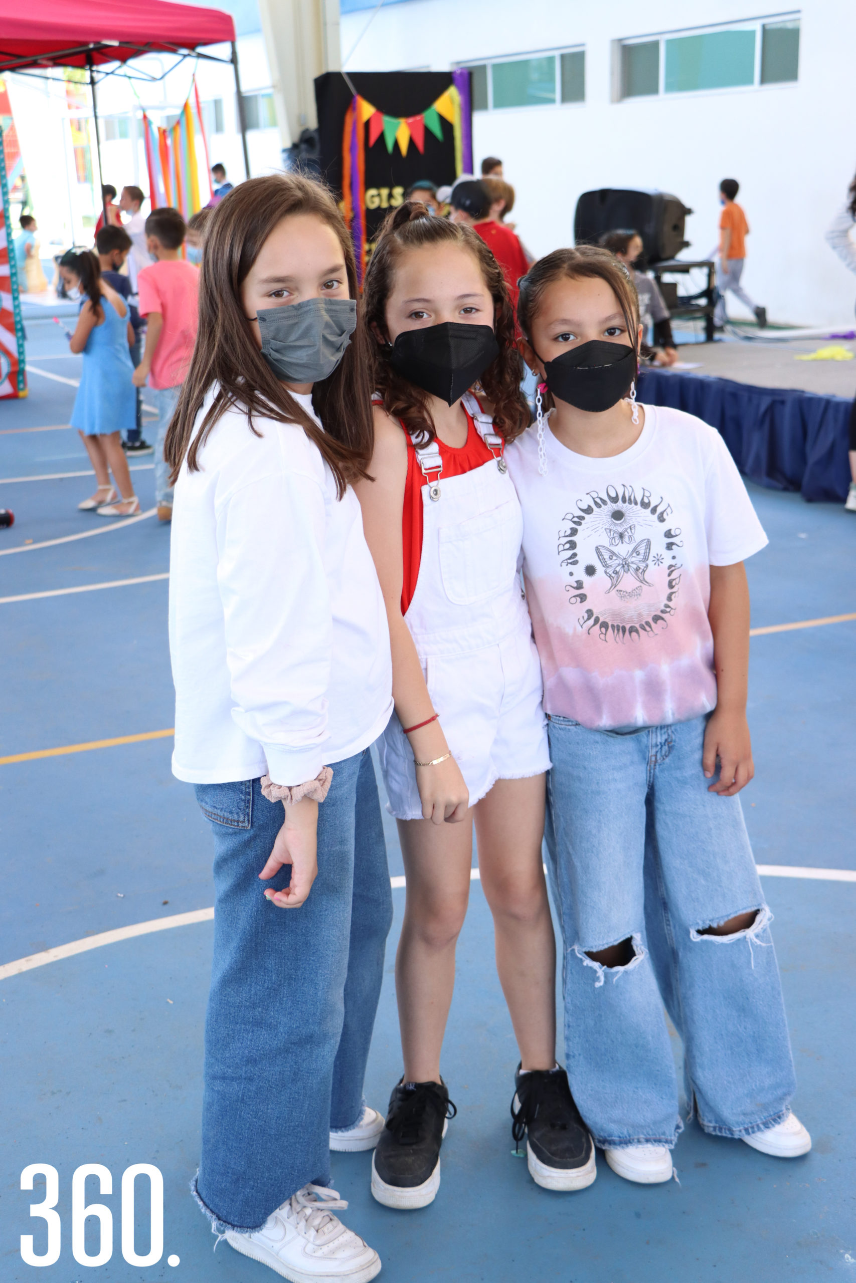 Miranda González, Romina del Rosal y Marian Valdés.