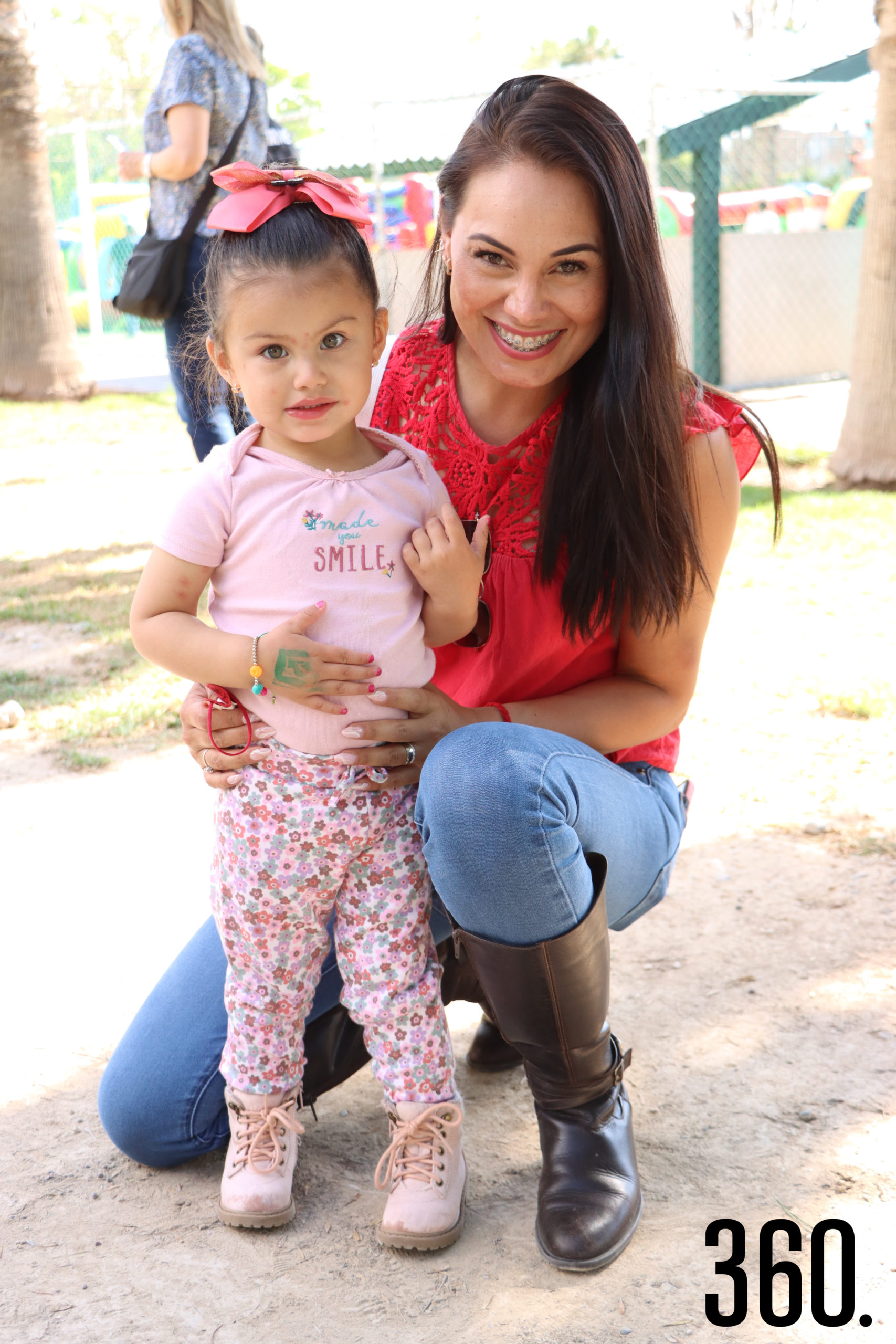 Elisa Briseño y Erika Esquivel.