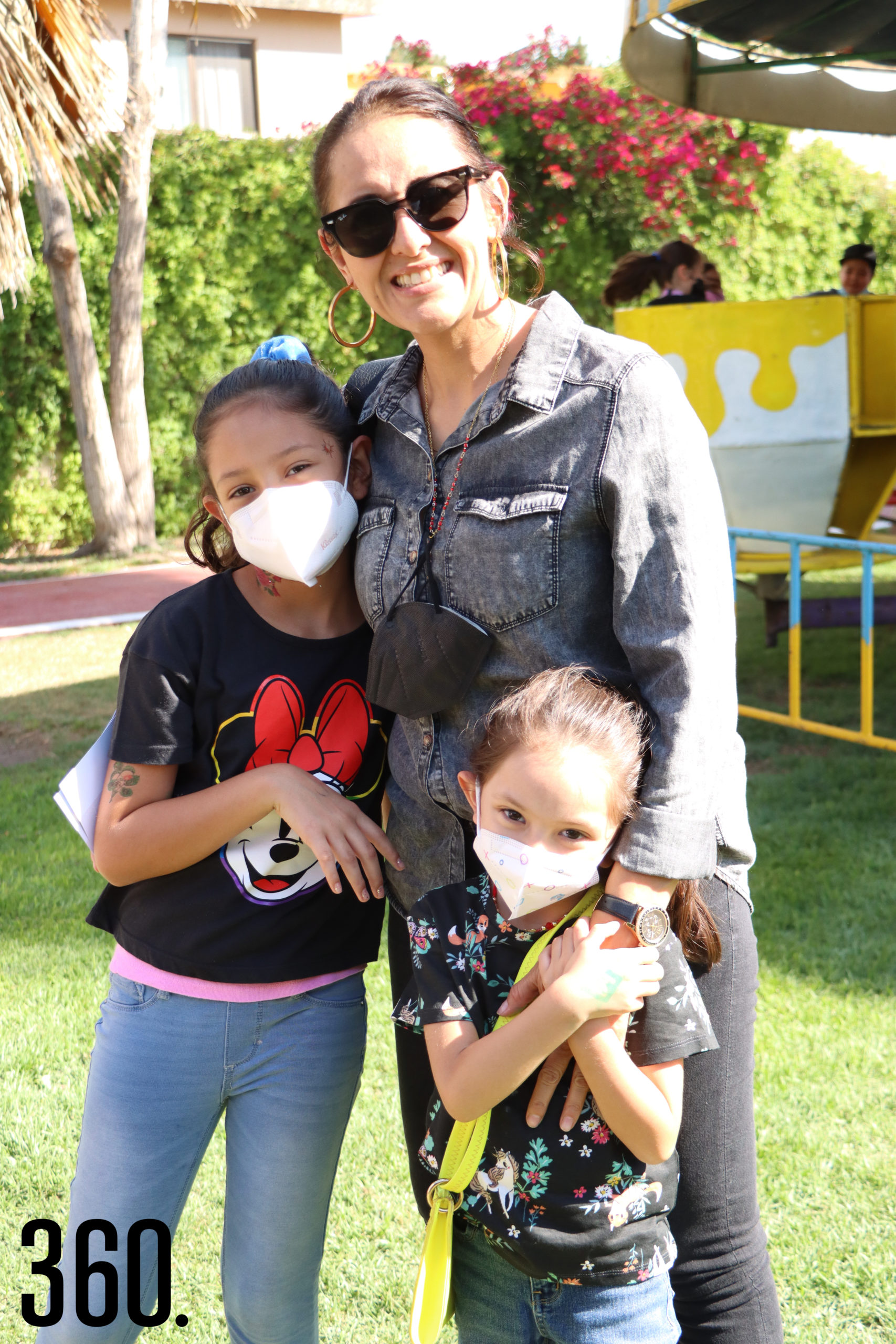 Fátima Pérez, Sofía y Elena Arellano.