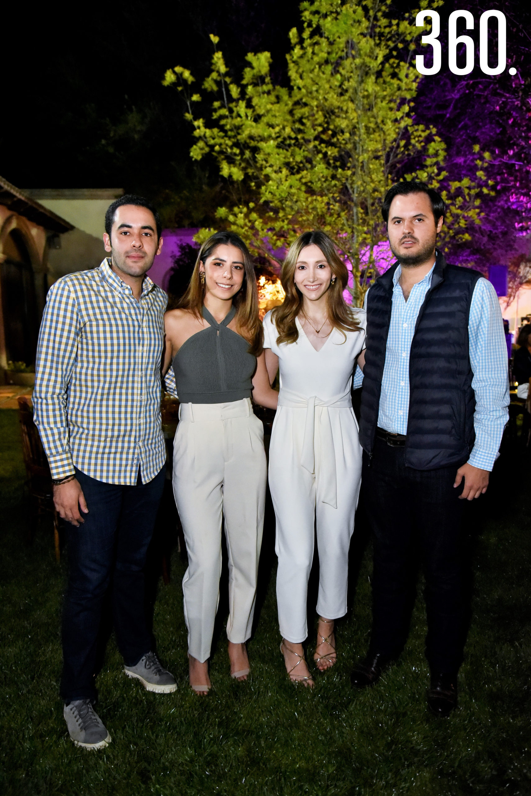 Leonardo Dávila, Gabriela Cabello, Valeria González y Hernán Dávila.